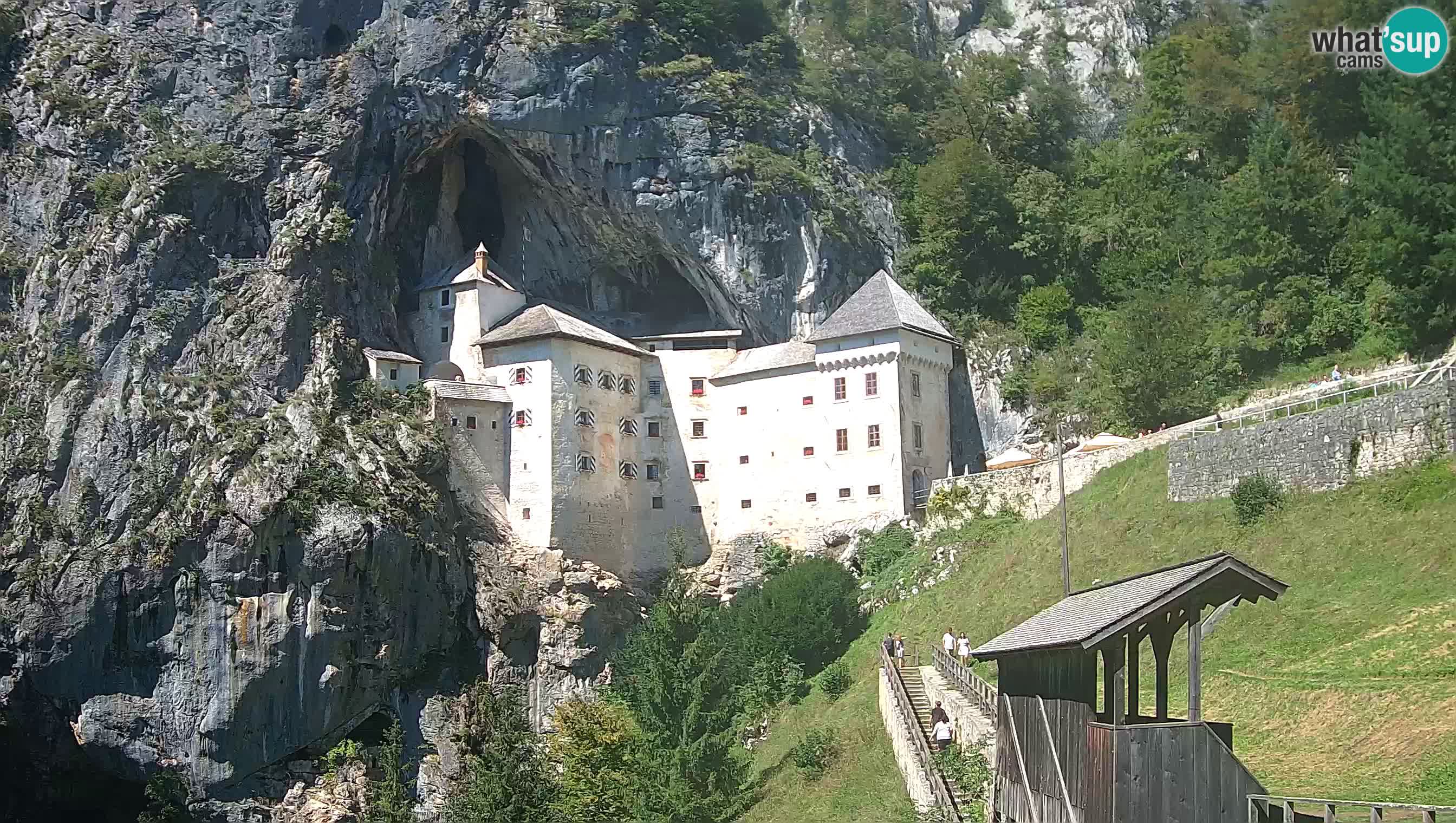 Live Webcam Höhlenburg Predjama – Postojna – Slowenien