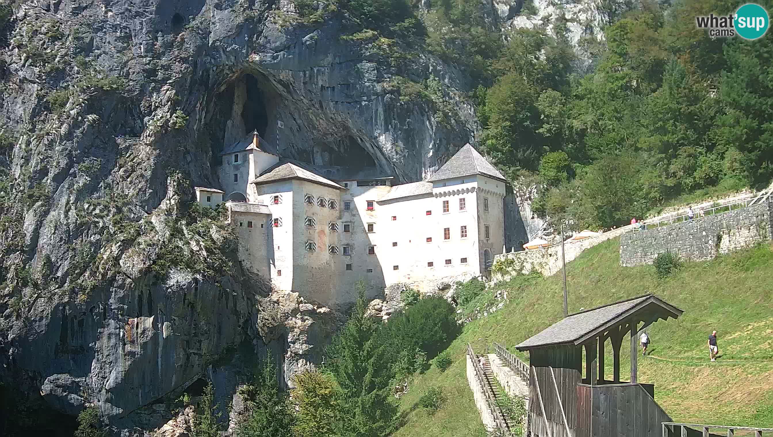 Web kamera Predjamski dvorac – Postojna – Slovenija