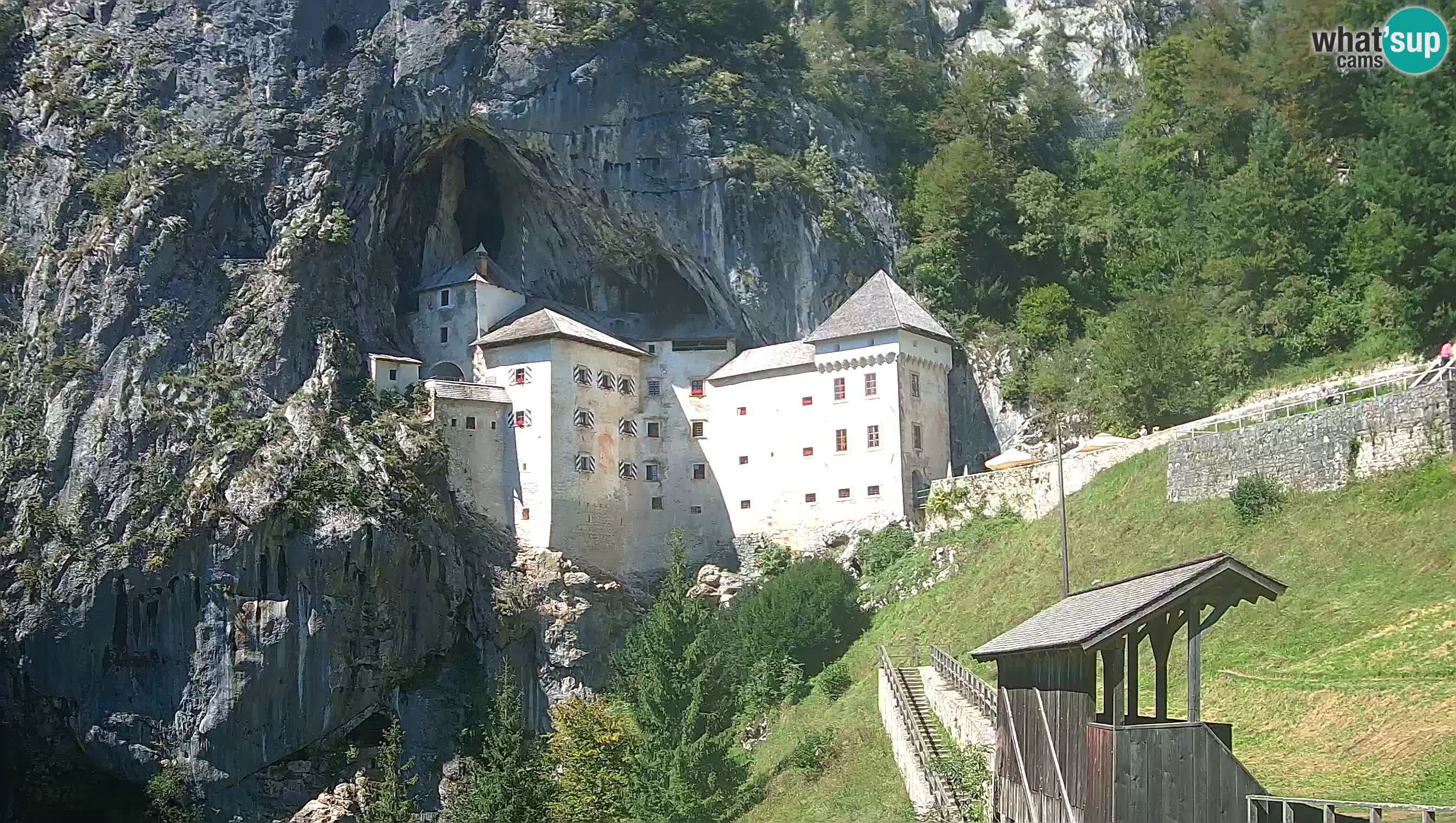 Camera en vivo Castillo de Predjama – Postojna – Eslovenia