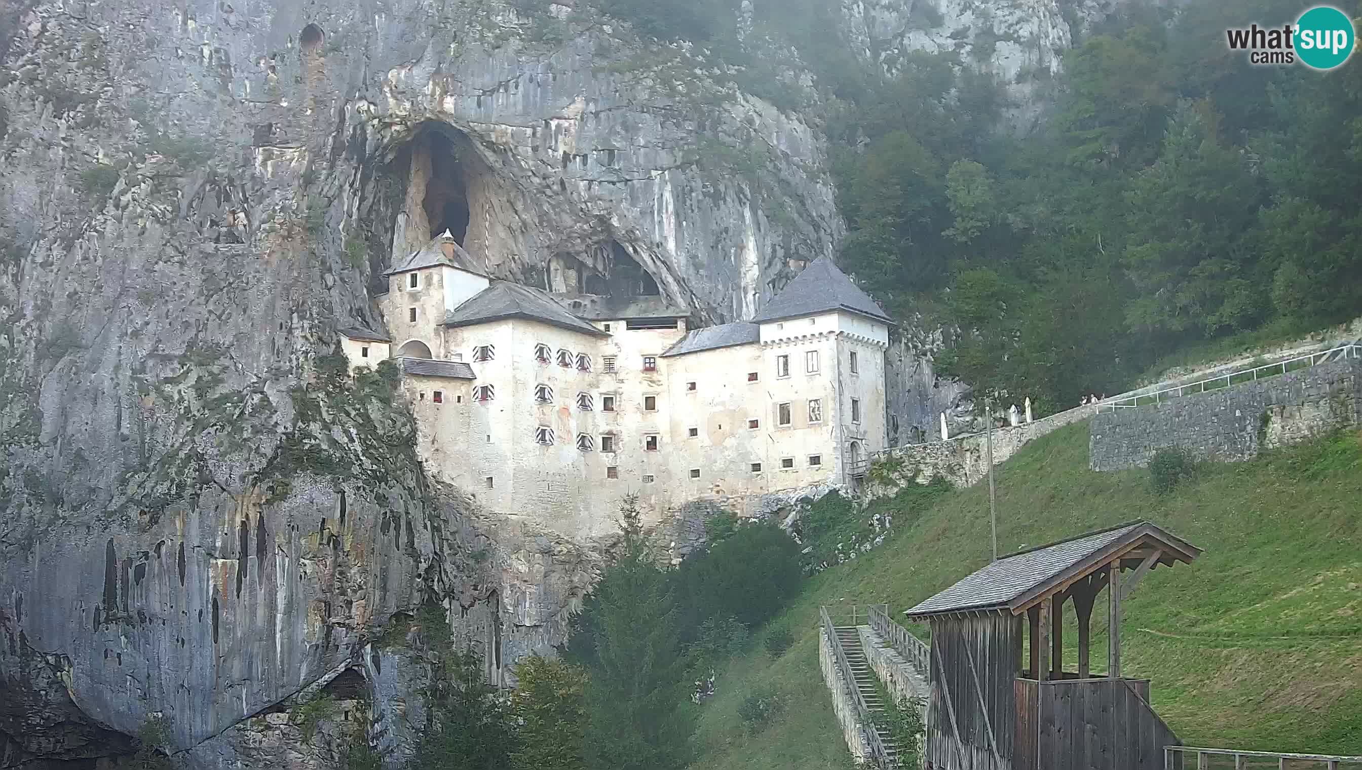 Live Webcam Castello di Predjama – Postumia – Slovenia