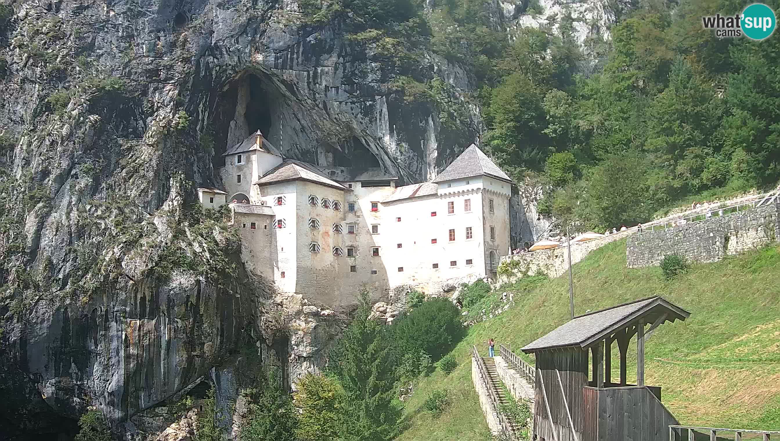 Live Webcam Höhlenburg Predjama – Postojna – Slowenien