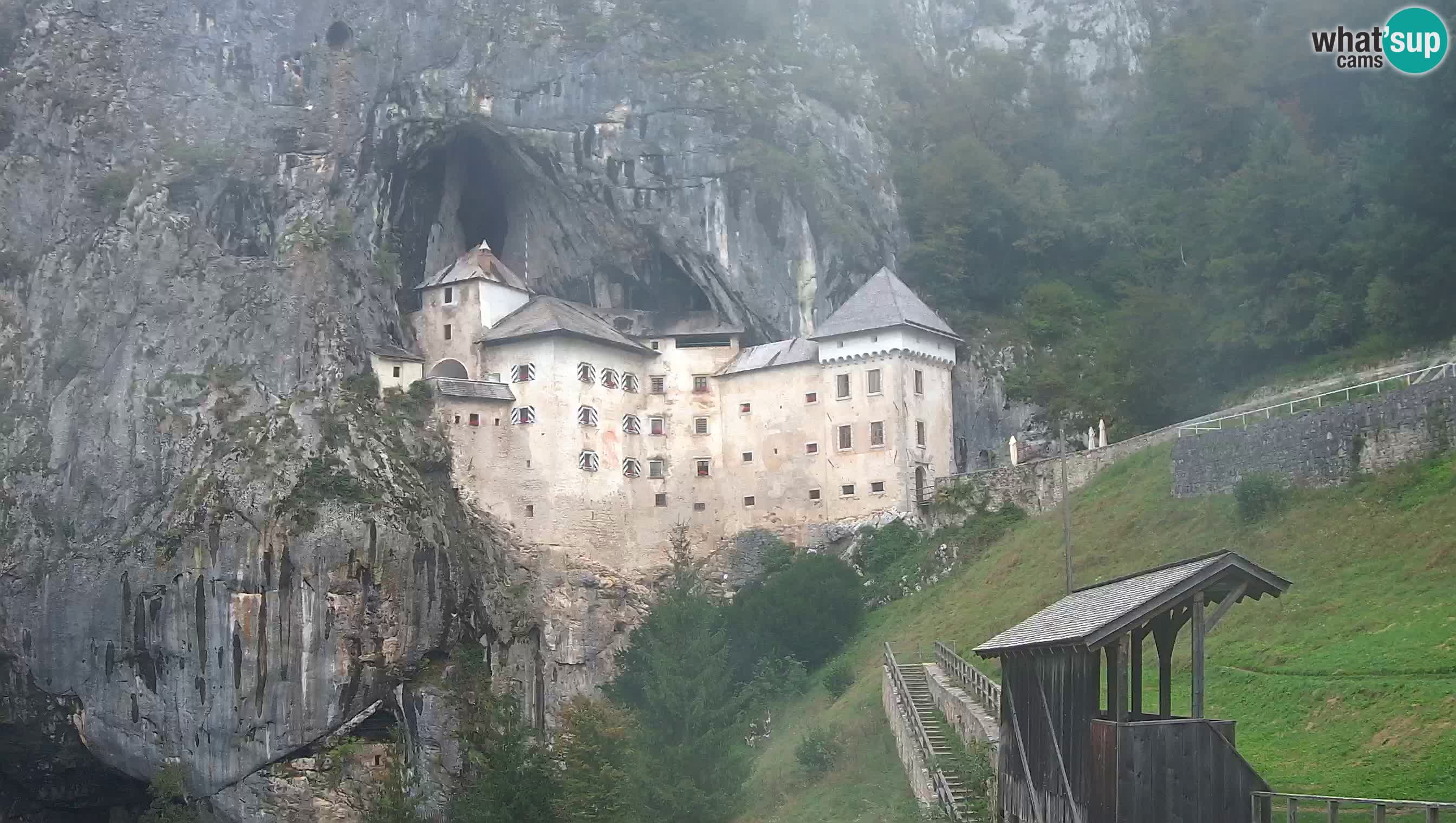 Live Webcam Predjamski grad – Predjama Castle – Postojna – Slovenia