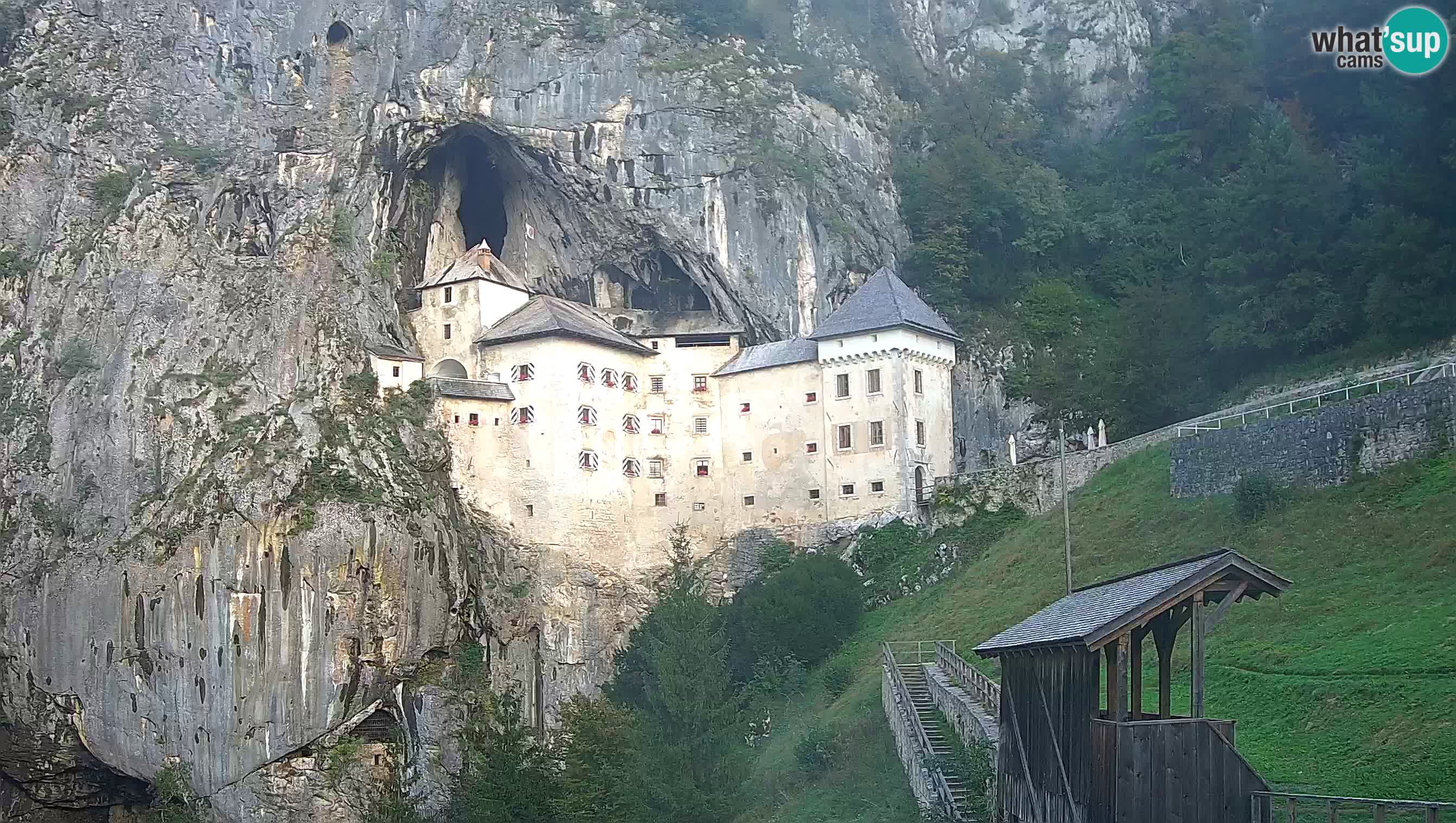 Live Webcam Predjamski grad – Predjama Castle – Postojna – Slovenia