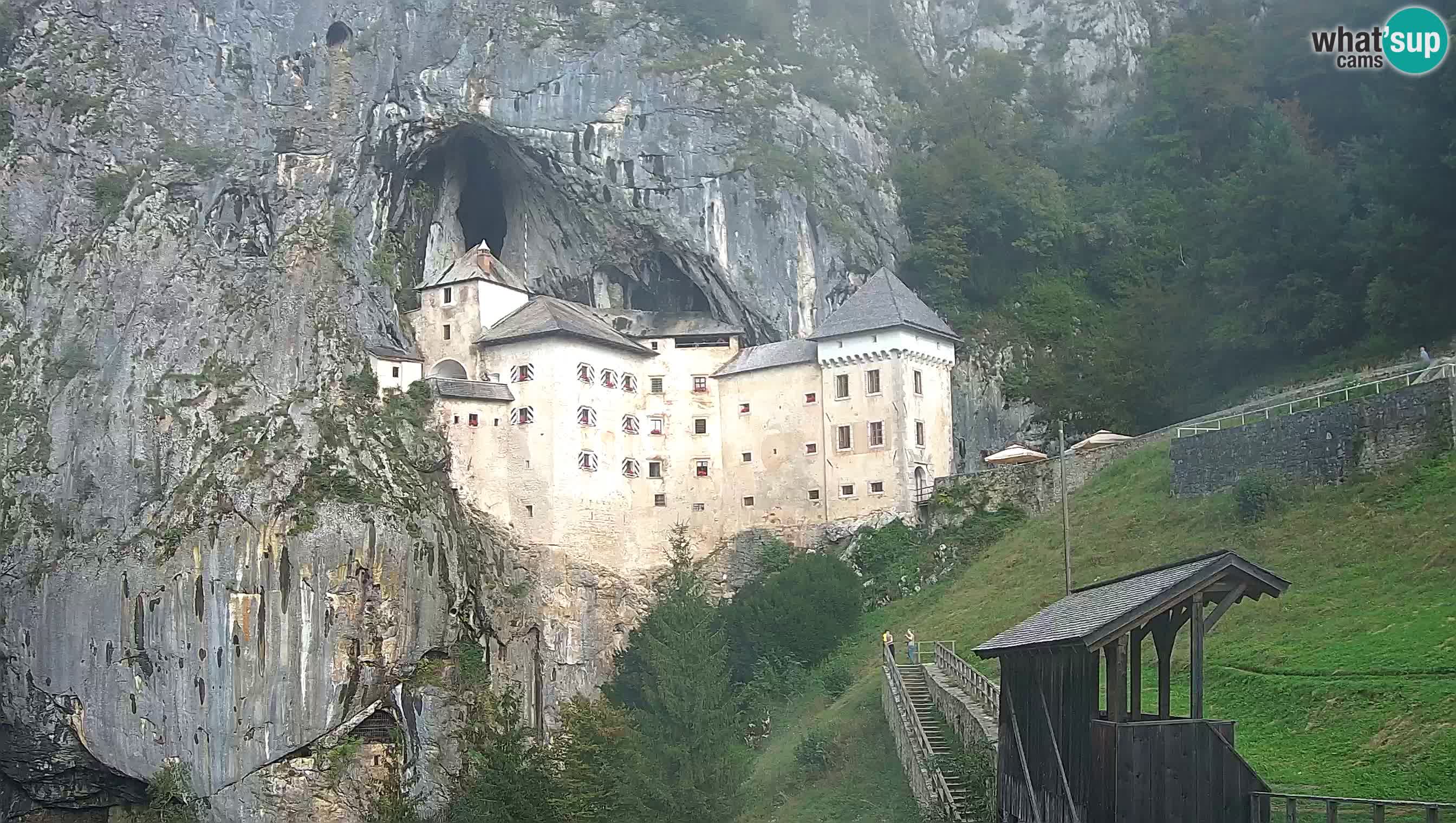 Live Webcam Höhlenburg Predjama – Postojna – Slowenien