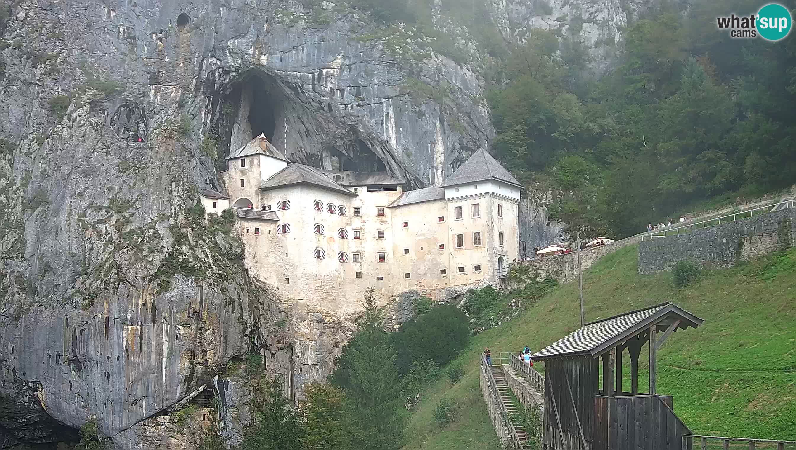 Live Webcam Predjamski grad – Predjama Castle – Postojna – Slovenia
