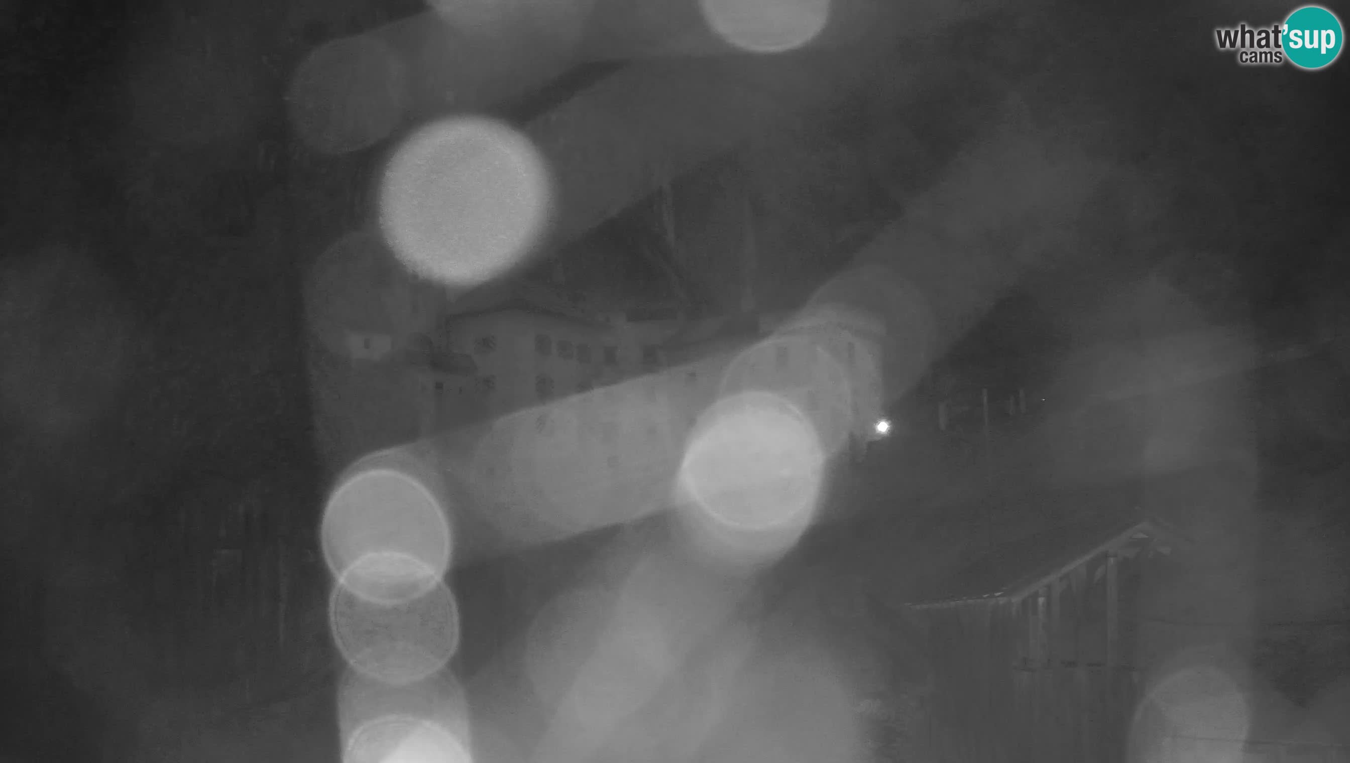Live Webcam Höhlenburg Predjama – Postojna – Slowenien