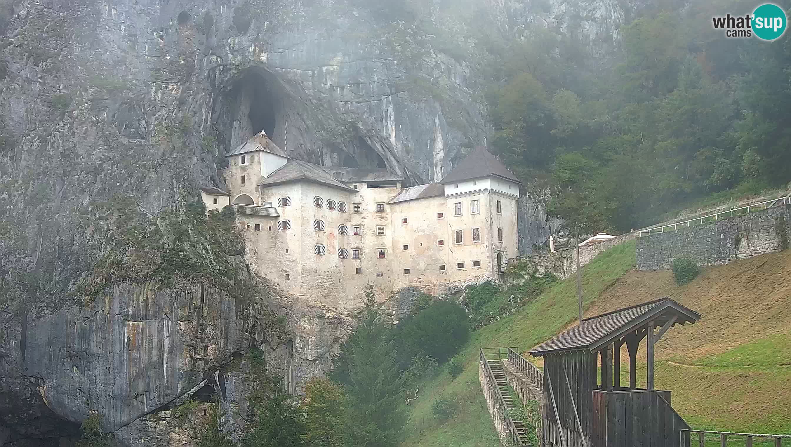 Live Webcam Predjamski grad – Predjama Castle – Postojna – Slovenia