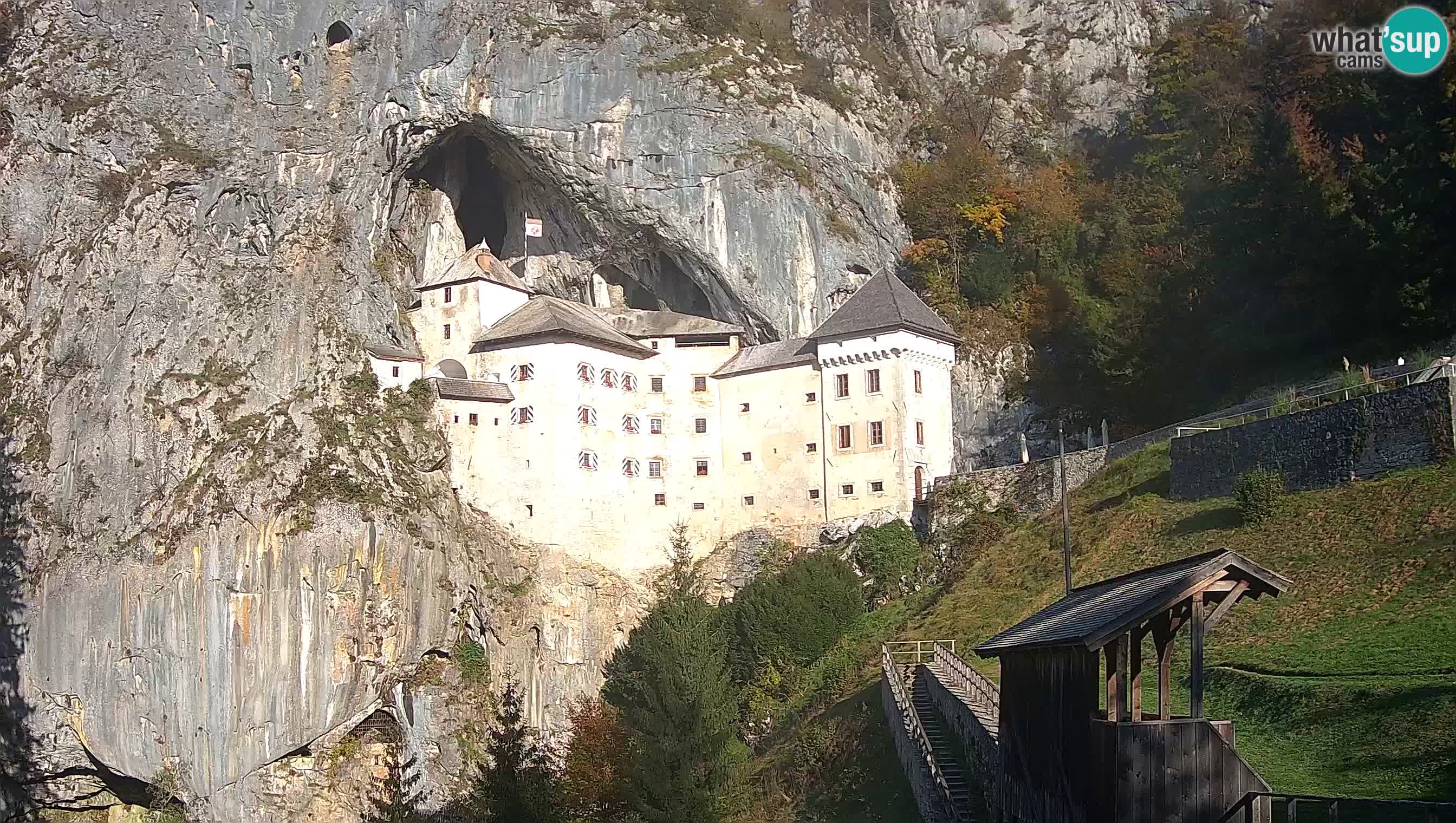 Live Webcam Predjamski grad – Predjama Castle – Postojna – Slovenia