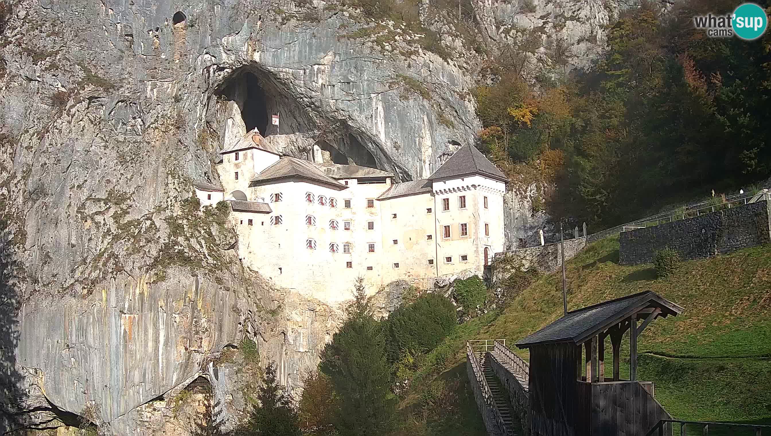 Web kamera Predjamski dvorac – Postojna – Slovenija