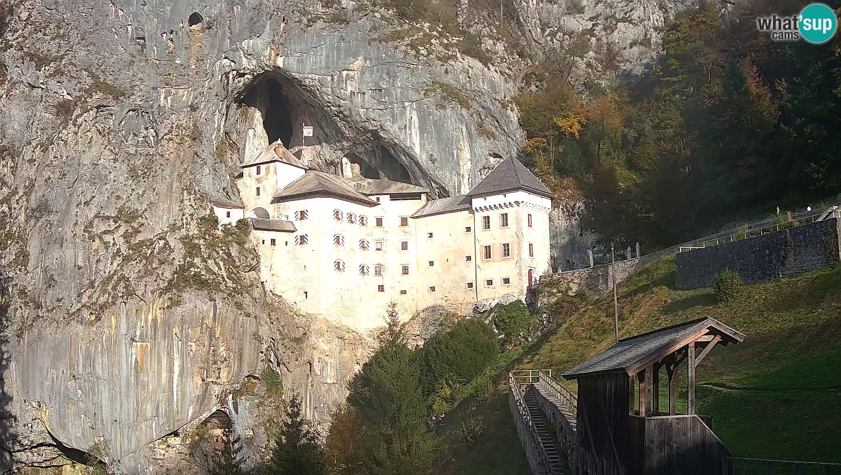 Live Webcam Predjamski grad – Predjama Castle – Postojna – Slovenia