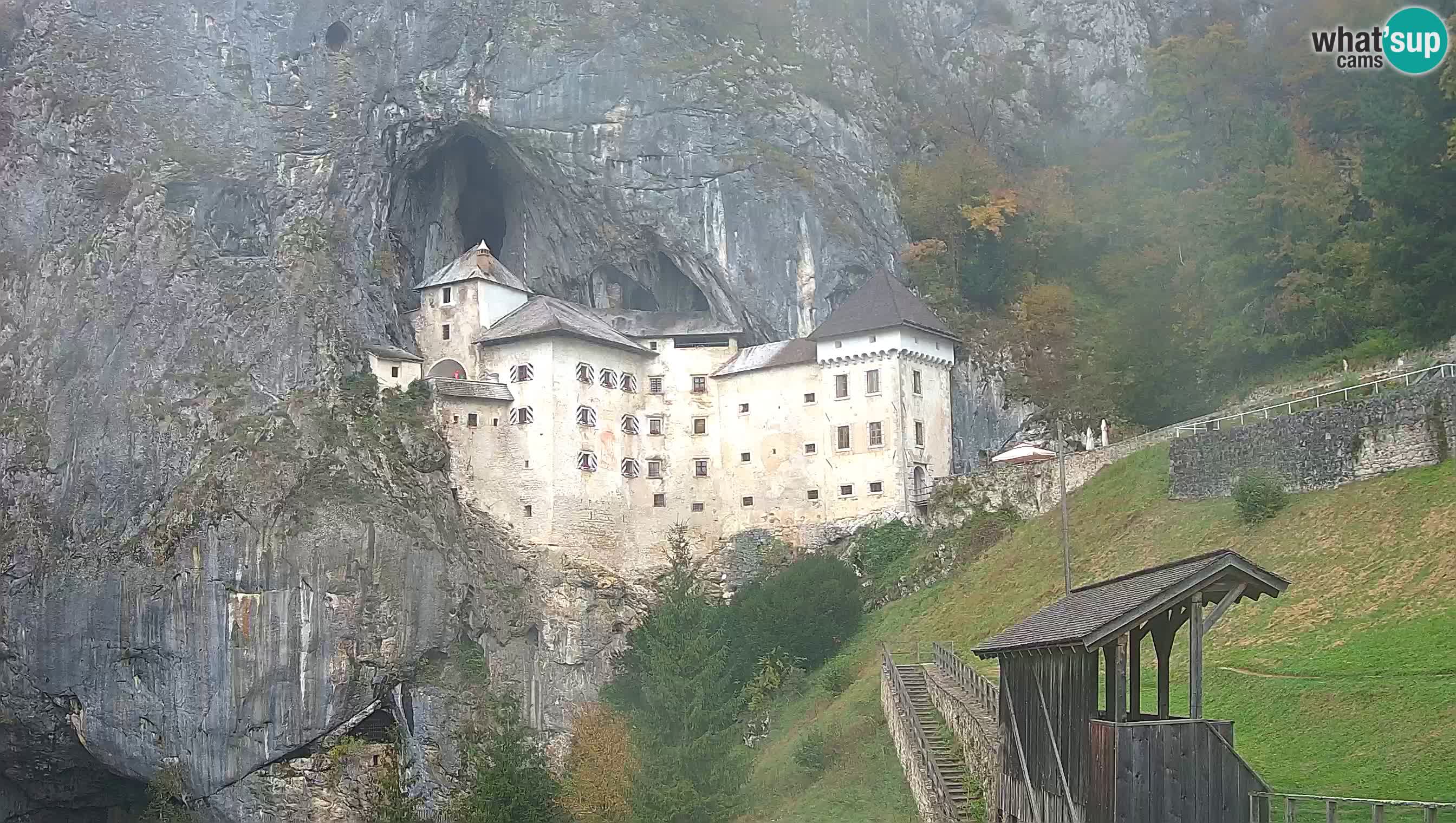 Web kamera Predjamski dvorac – Postojna – Slovenija