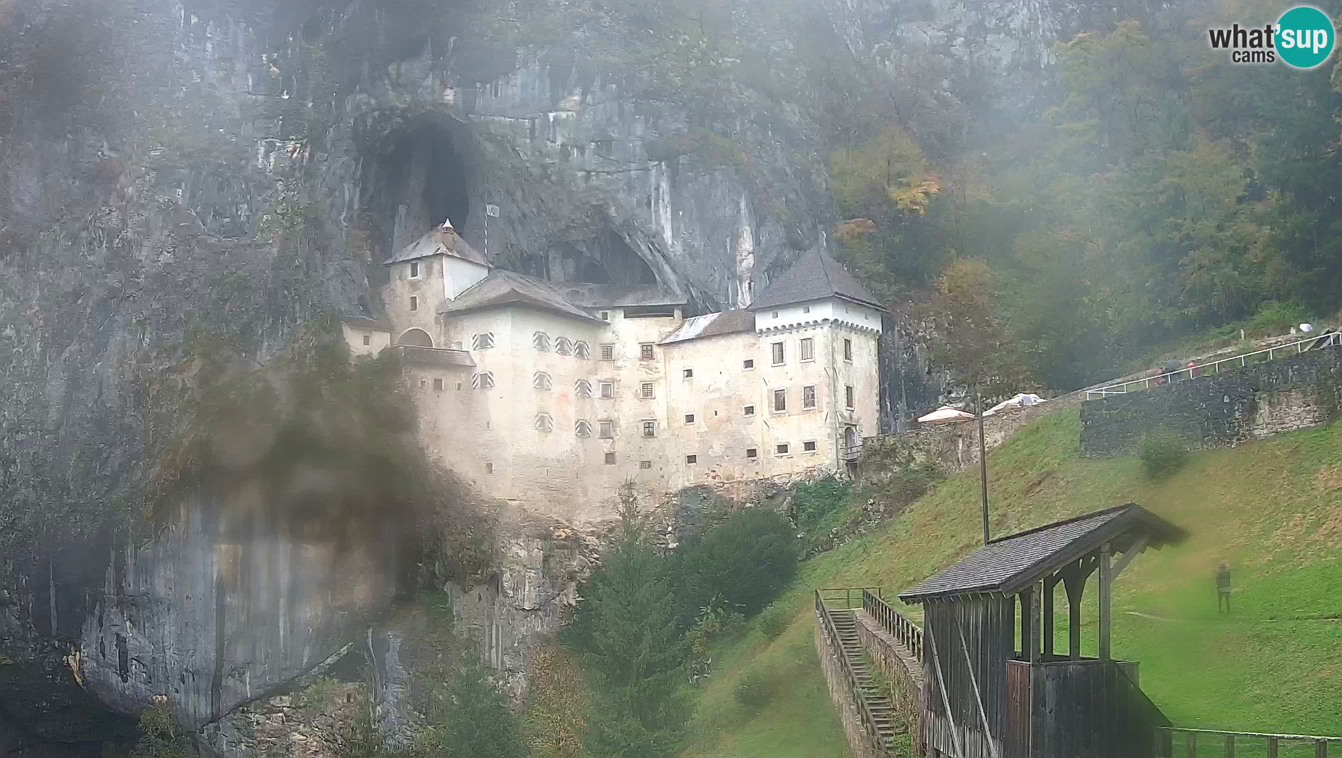 Live Webcam Höhlenburg Predjama – Postojna – Slowenien