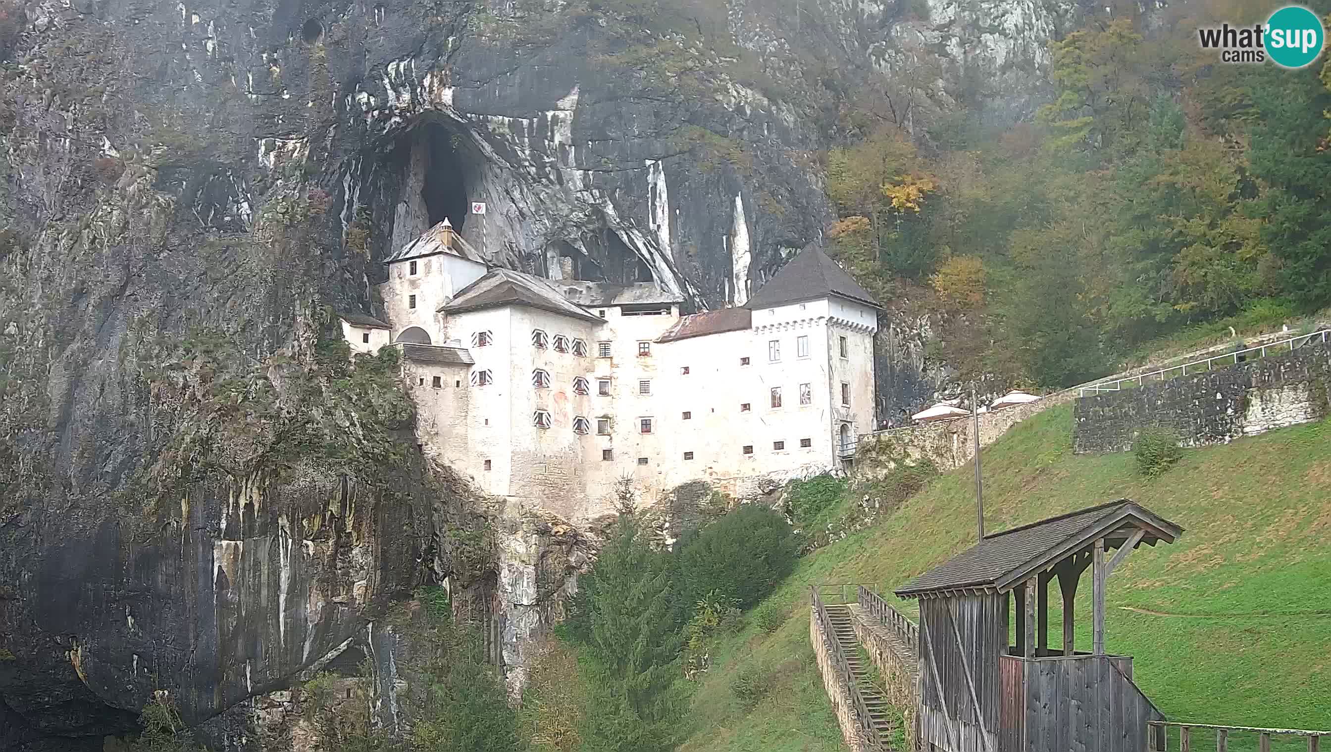 Web kamera Predjamski dvorac – Postojna – Slovenija