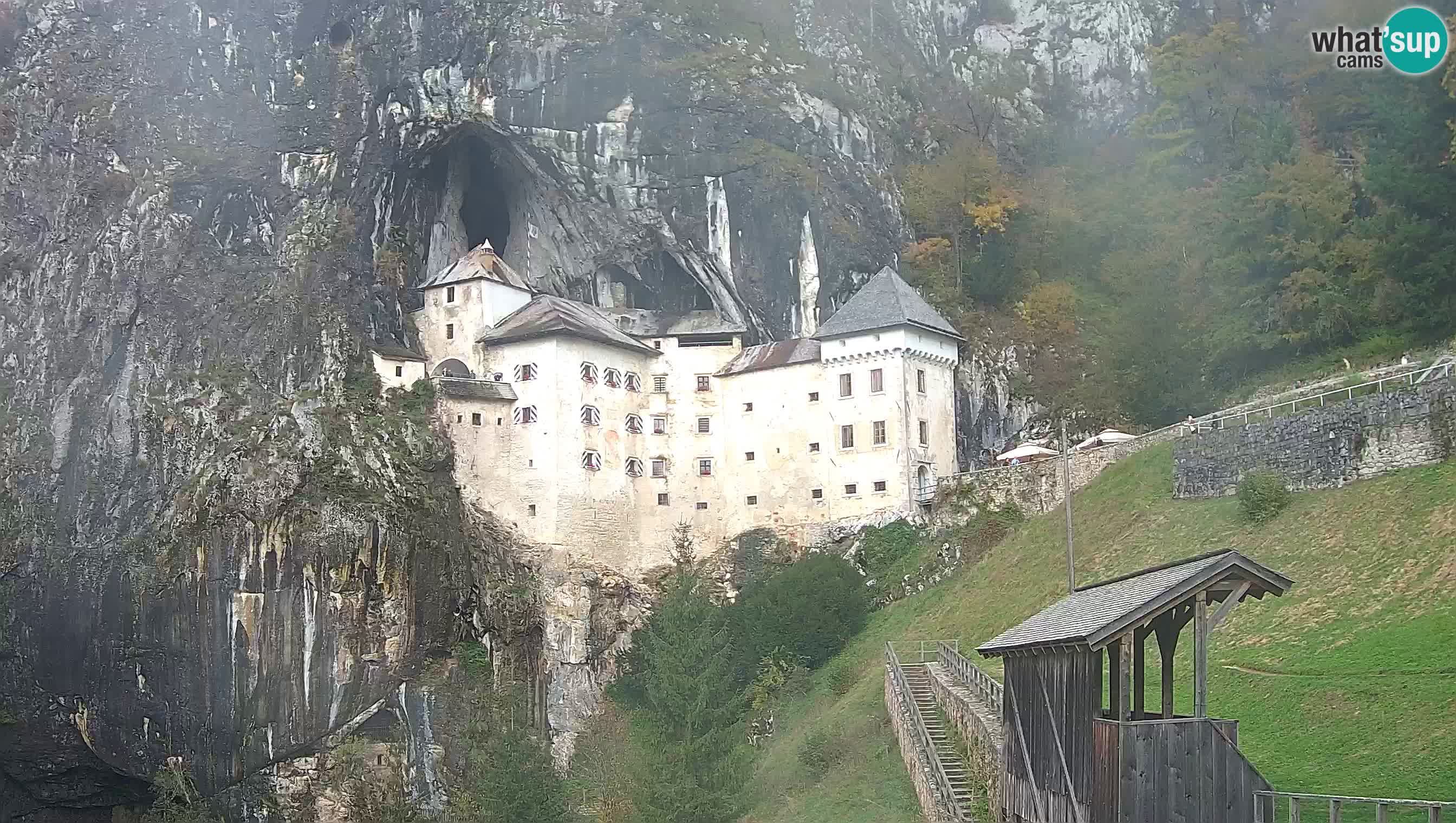 Live Webcam Predjamski grad – Predjama Castle – Postojna – Slovenia