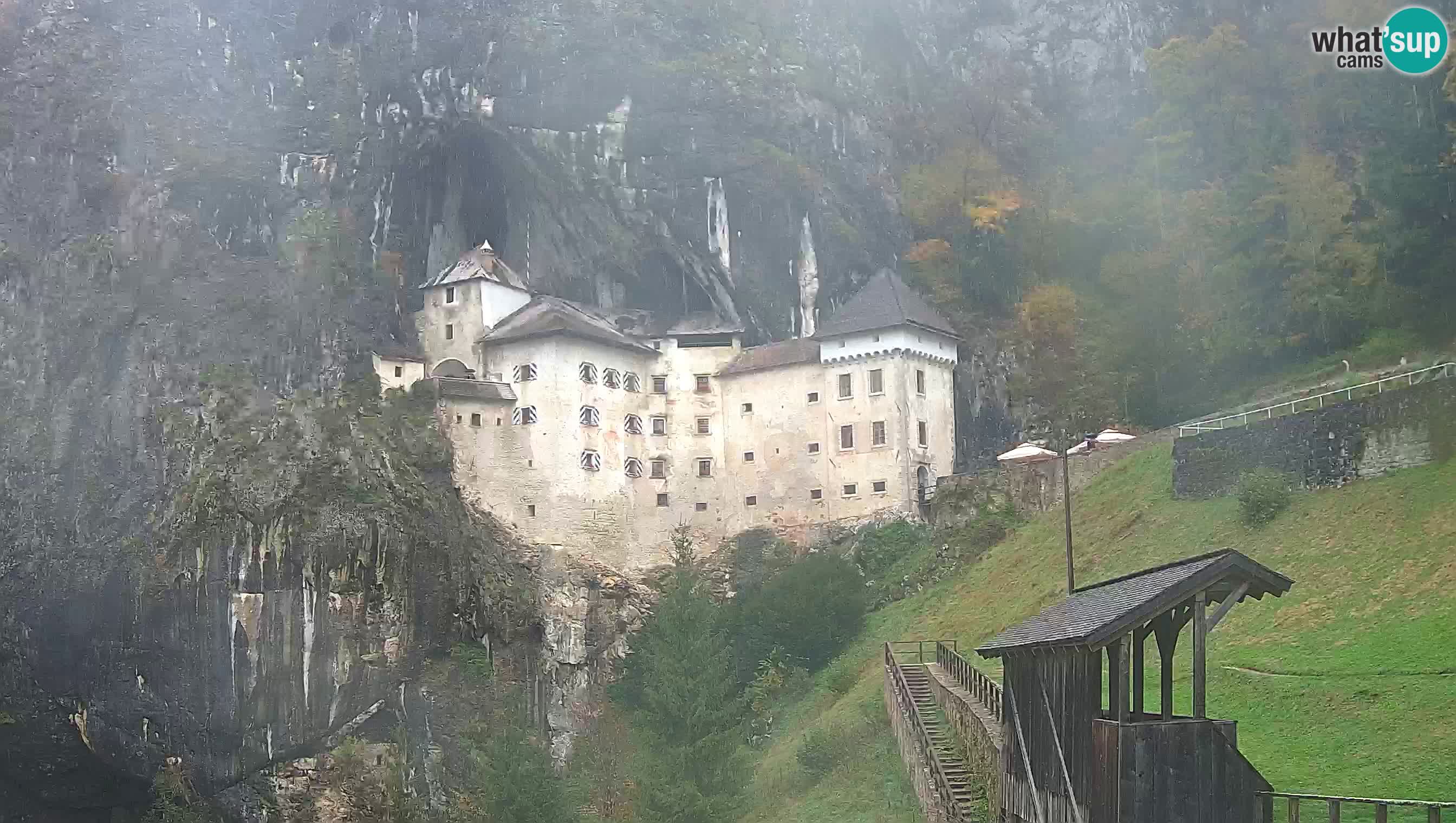 Web kamera Predjamski dvorac – Postojna – Slovenija