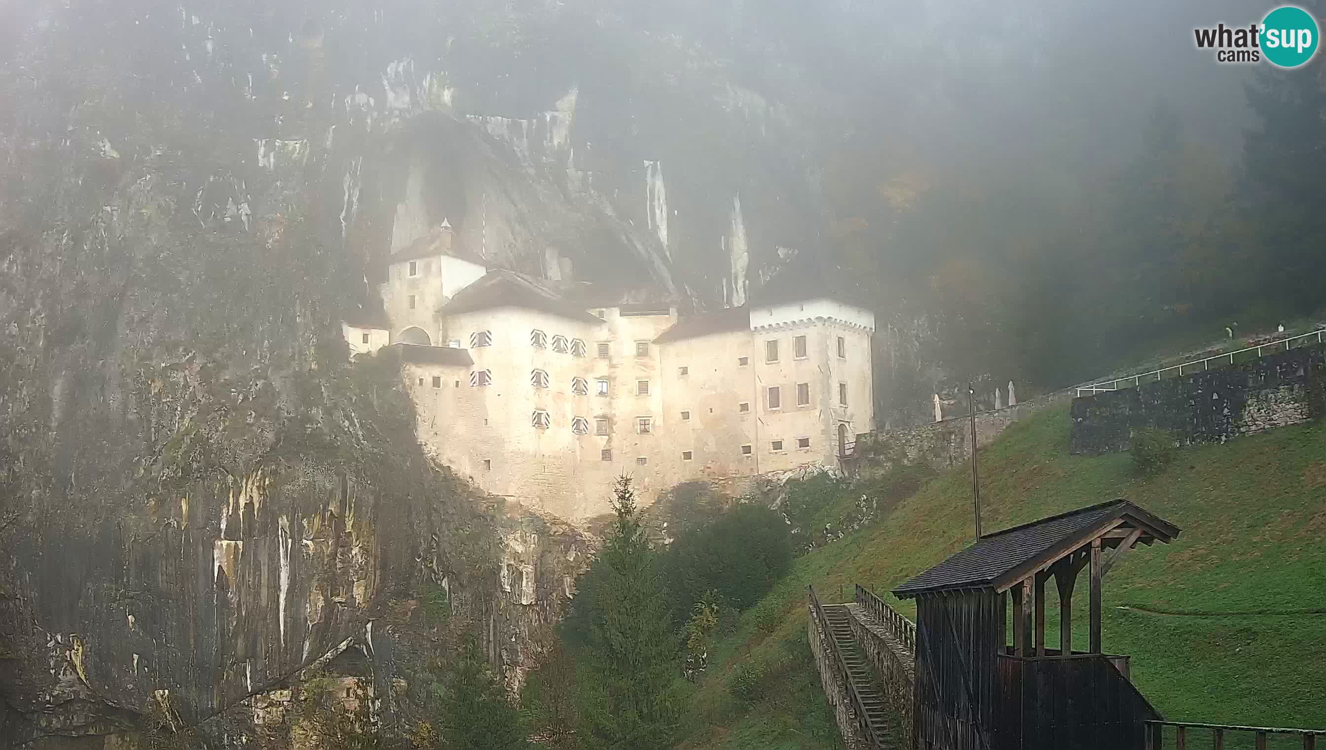 Live Webcam Predjamski grad – Predjama Castle – Postojna – Slovenia