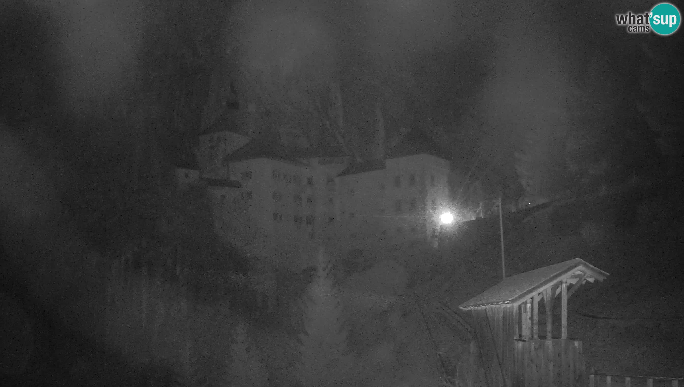 Live Webcam Höhlenburg Predjama – Postojna – Slowenien