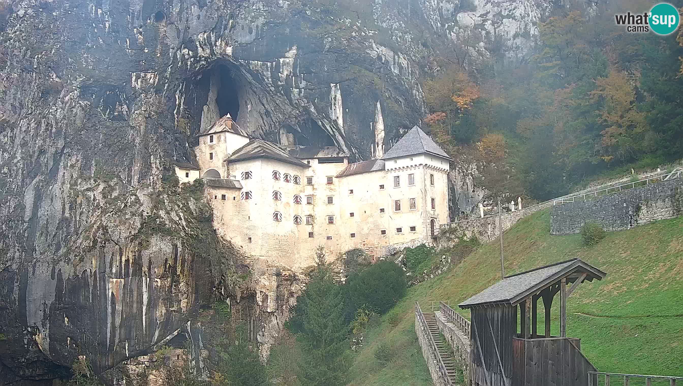 Live Webcam Predjamski grad – Predjama Castle – Postojna – Slovenia
