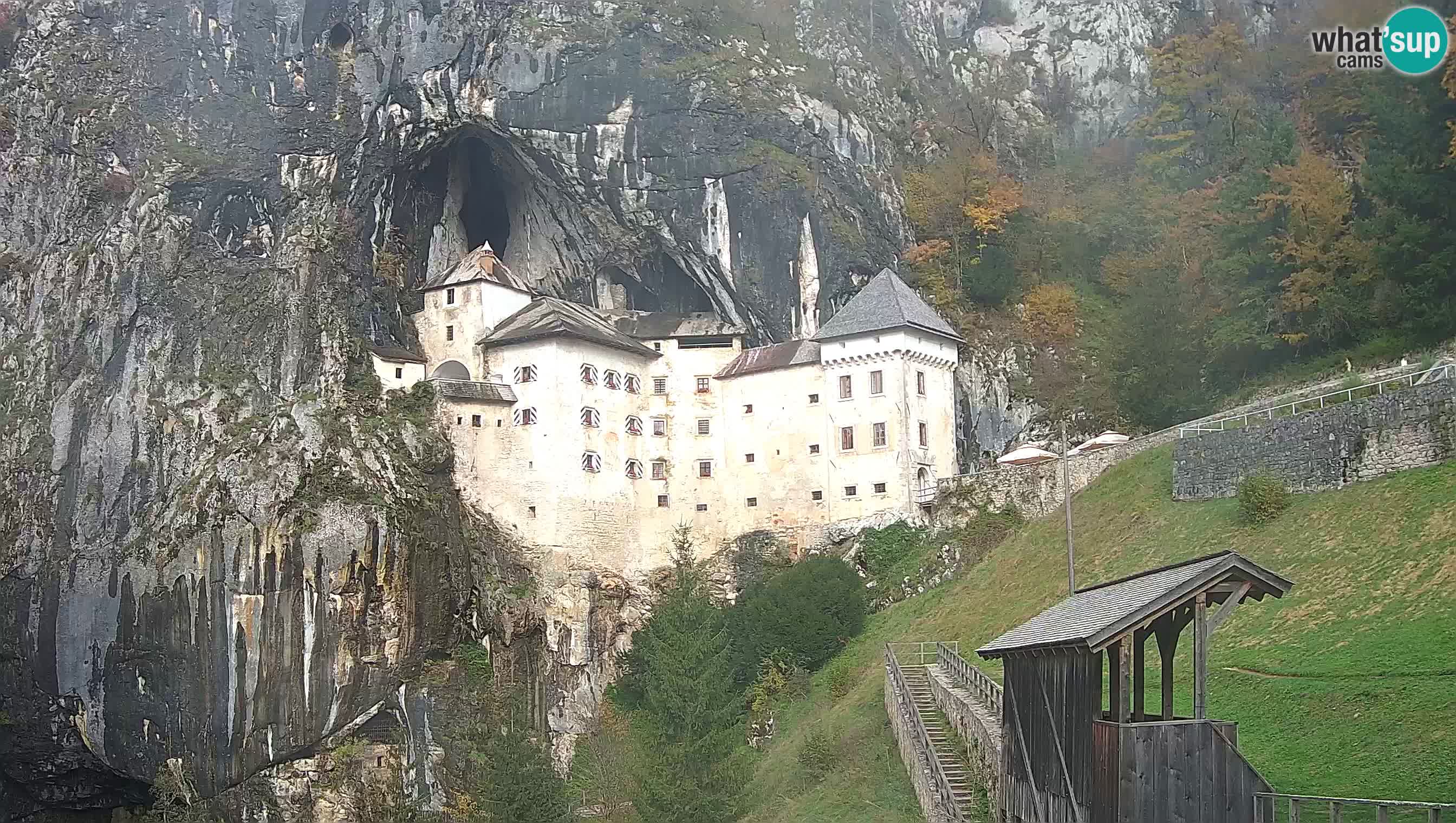 Live Webcam Grad Predjama – Château de Predjama – Postojna – Slovénie