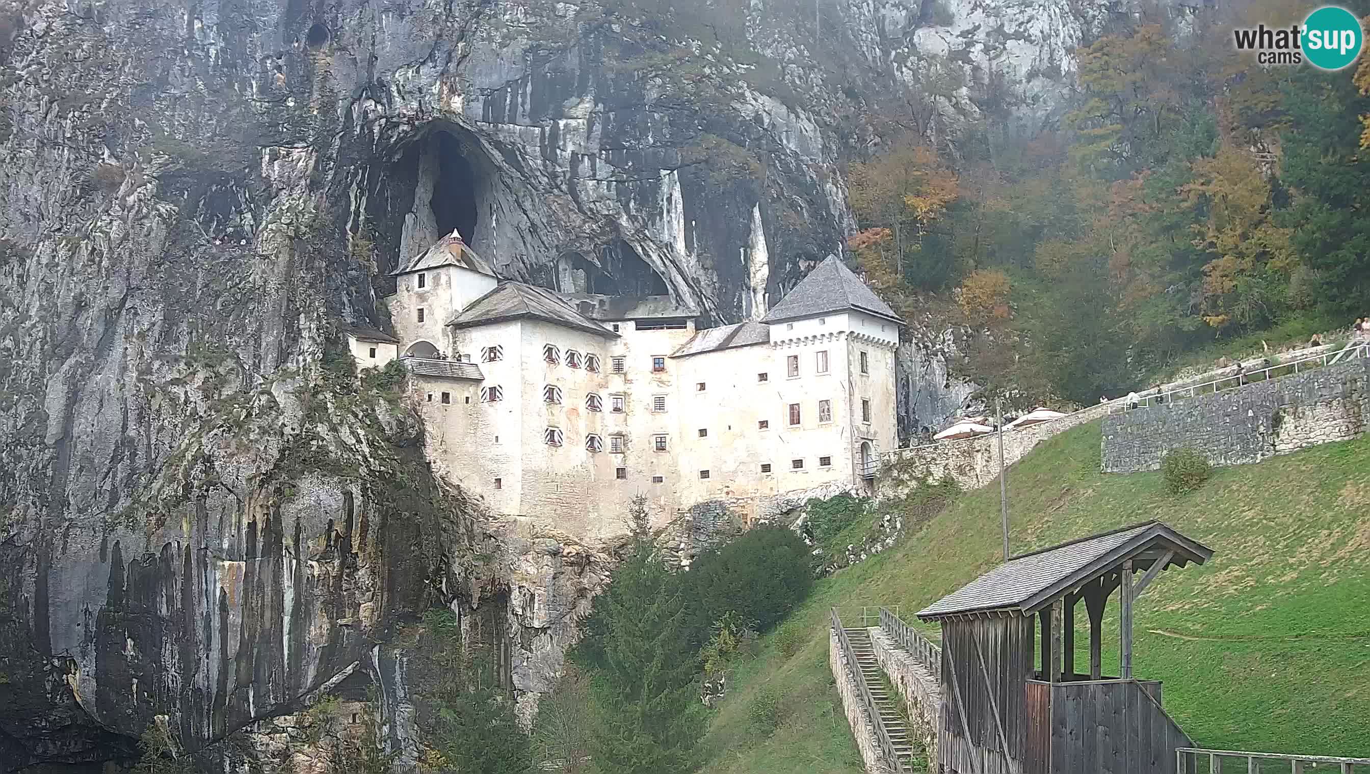 Web kamera Predjamski dvorac – Postojna – Slovenija