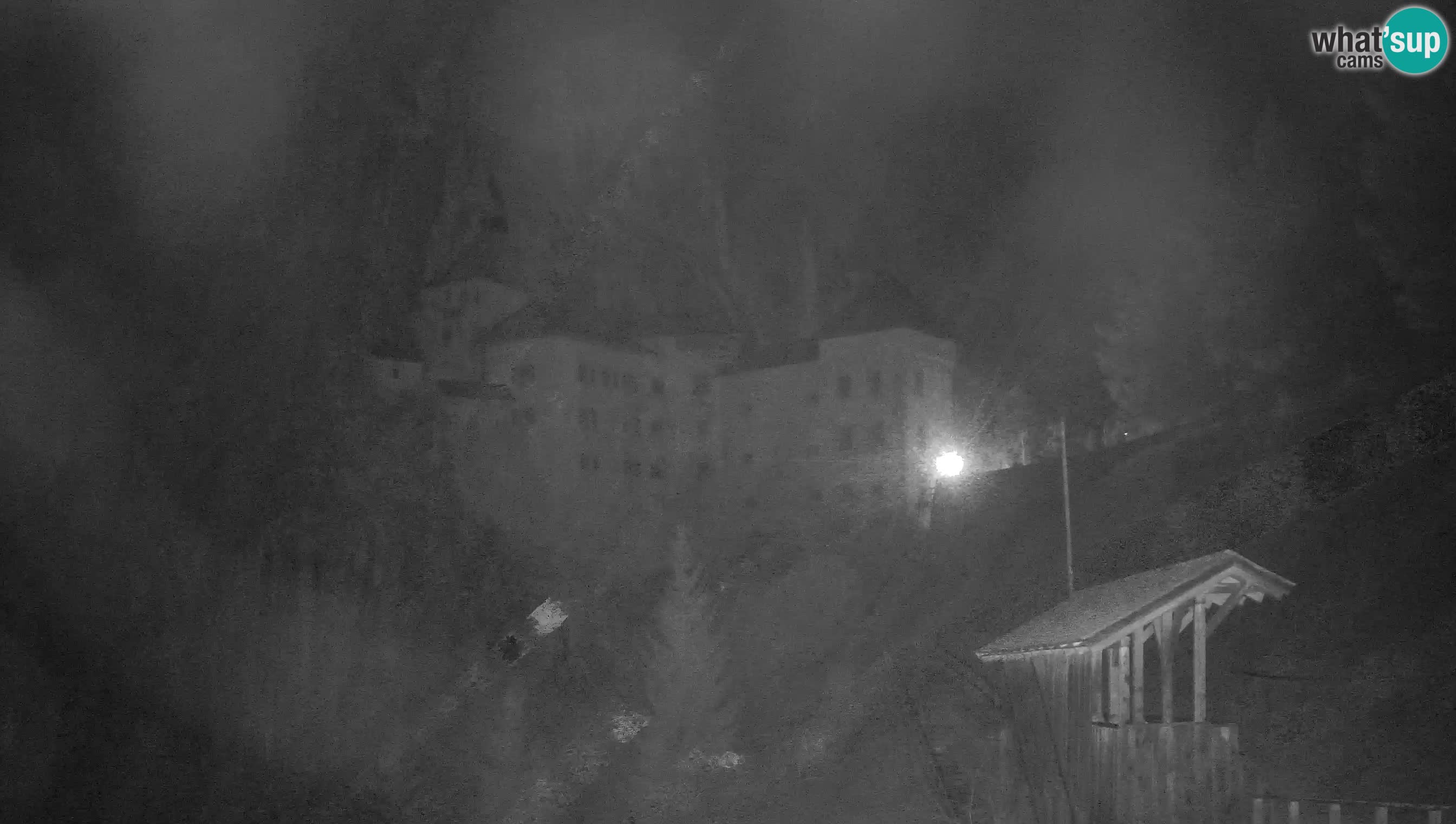 Live Webcam Höhlenburg Predjama – Postojna – Slowenien