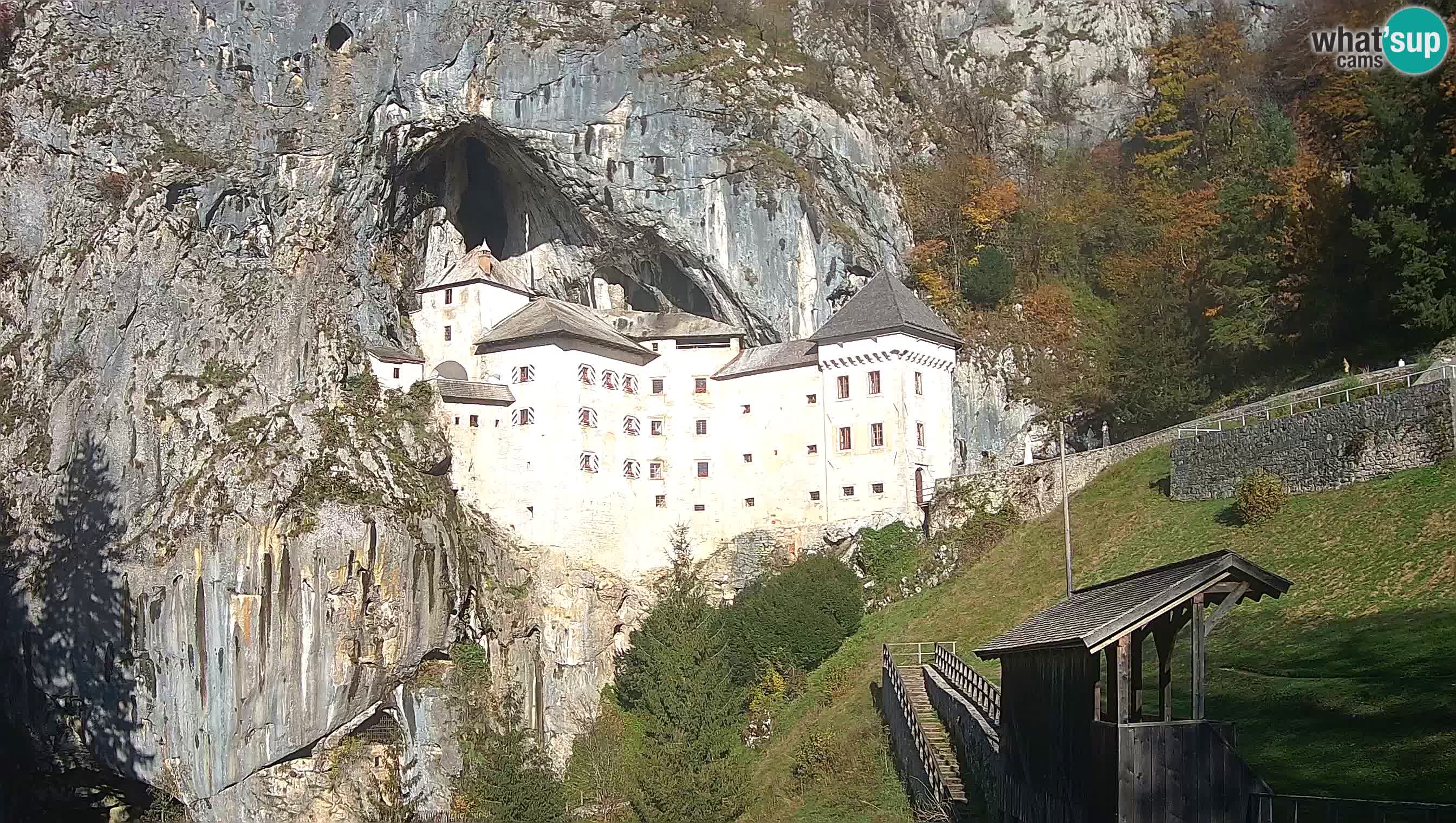 Web kamera Predjamski dvorac – Postojna – Slovenija