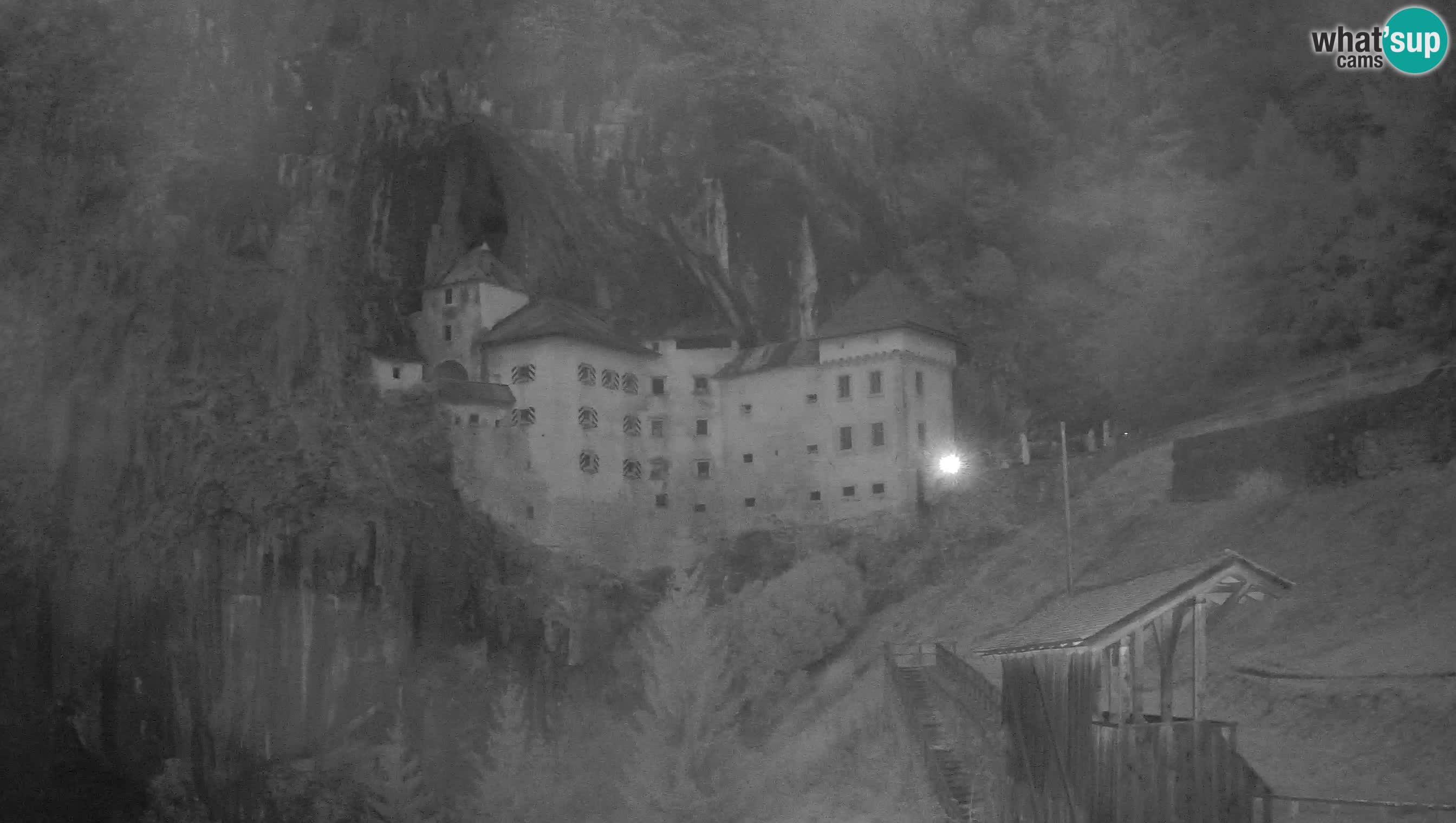 Live Webcam Grad Predjama – Château de Predjama – Postojna – Slovénie
