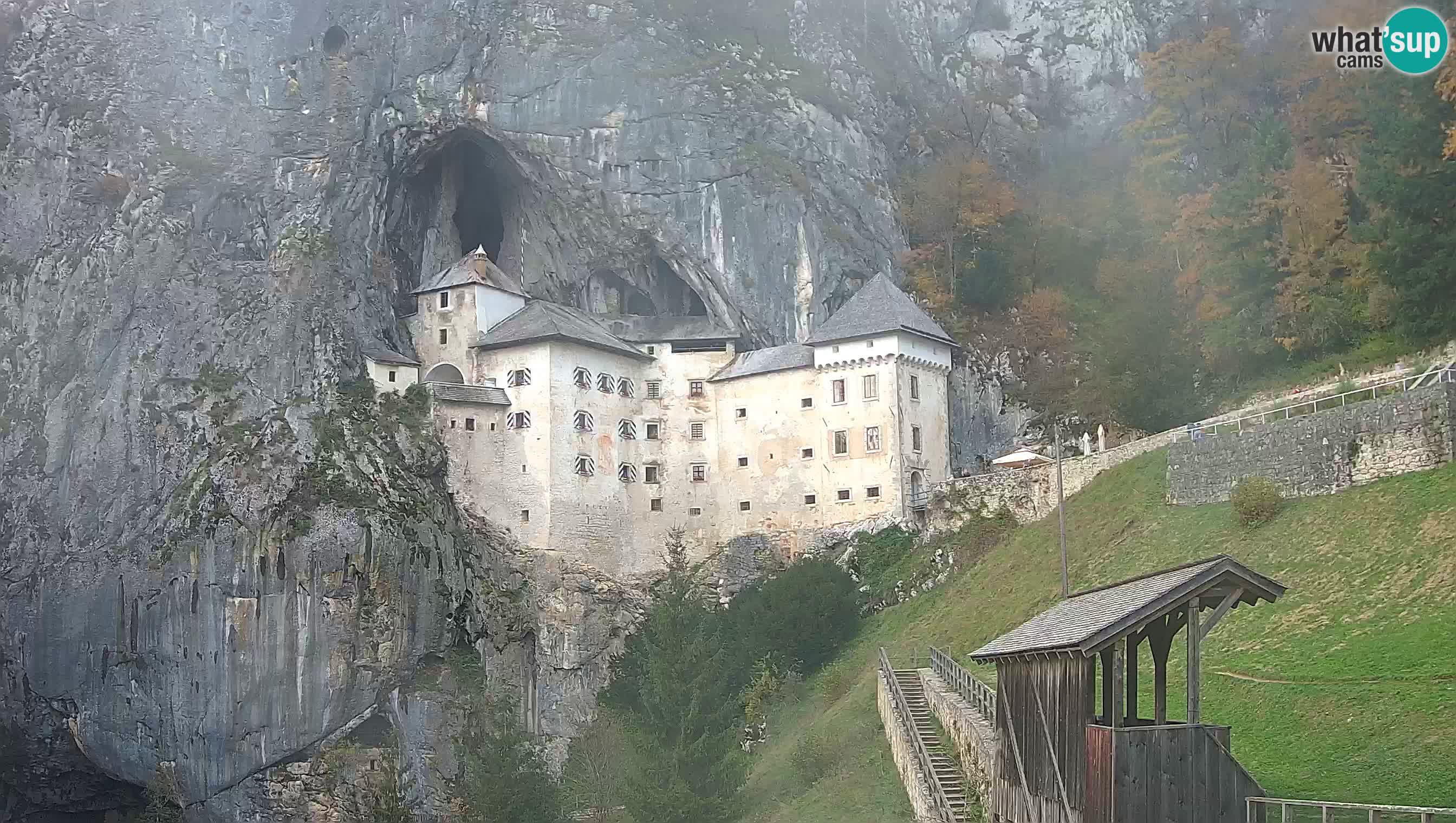 Live Webcam Höhlenburg Predjama – Postojna – Slowenien