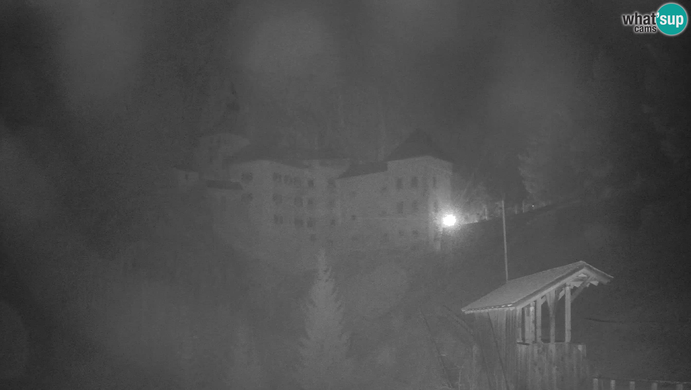 Live Webcam Grad Predjama – Château de Predjama – Postojna – Slovénie