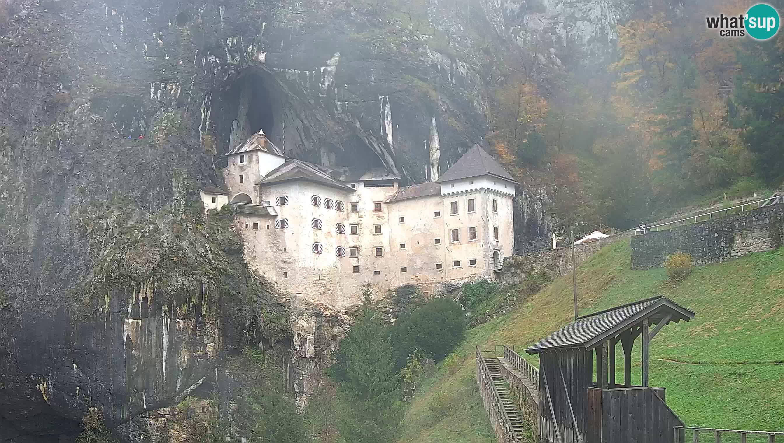 Live Webcam Grad Predjama – Château de Predjama – Postojna – Slovénie