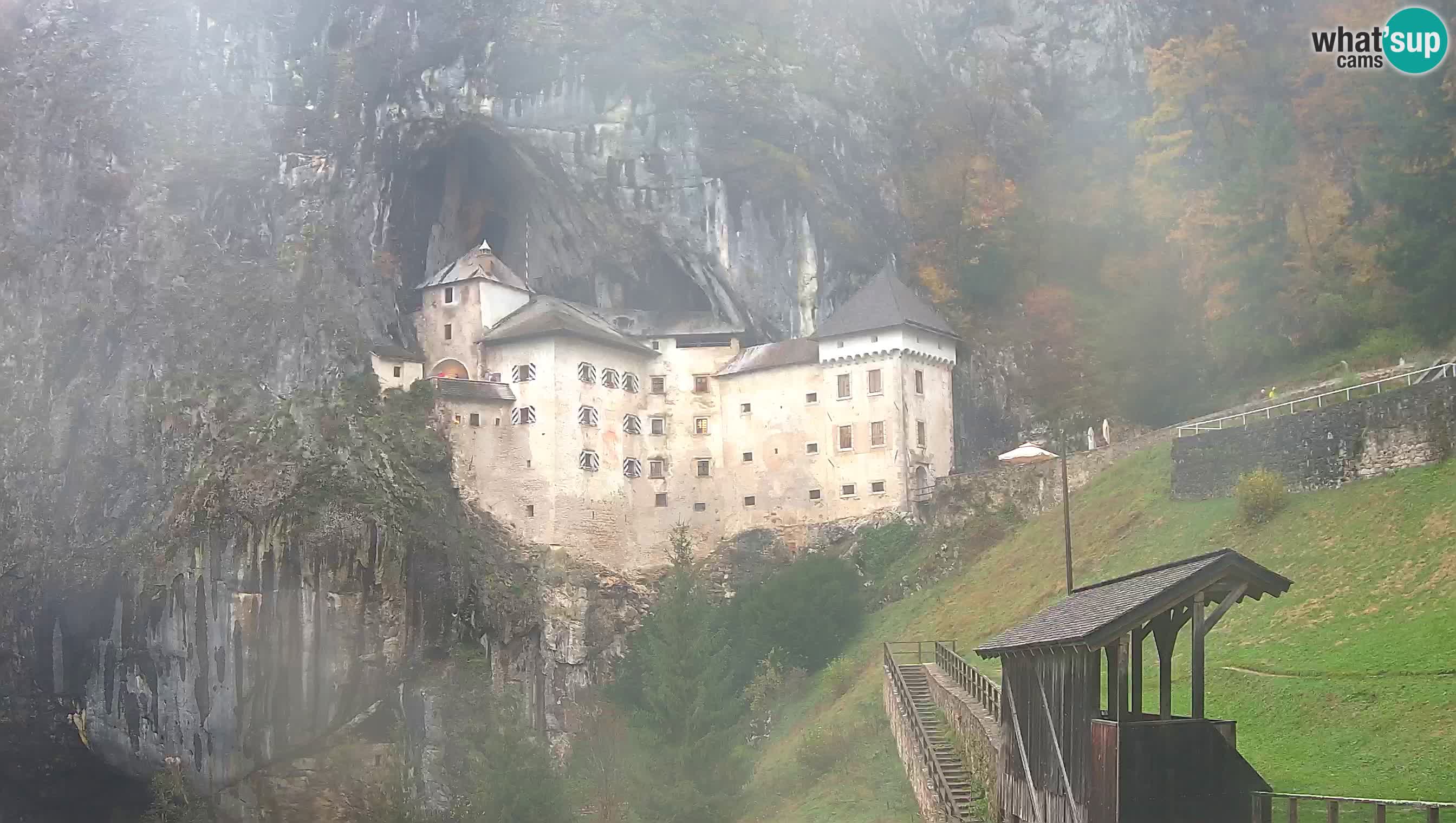 Live Webcam Höhlenburg Predjama – Postojna – Slowenien