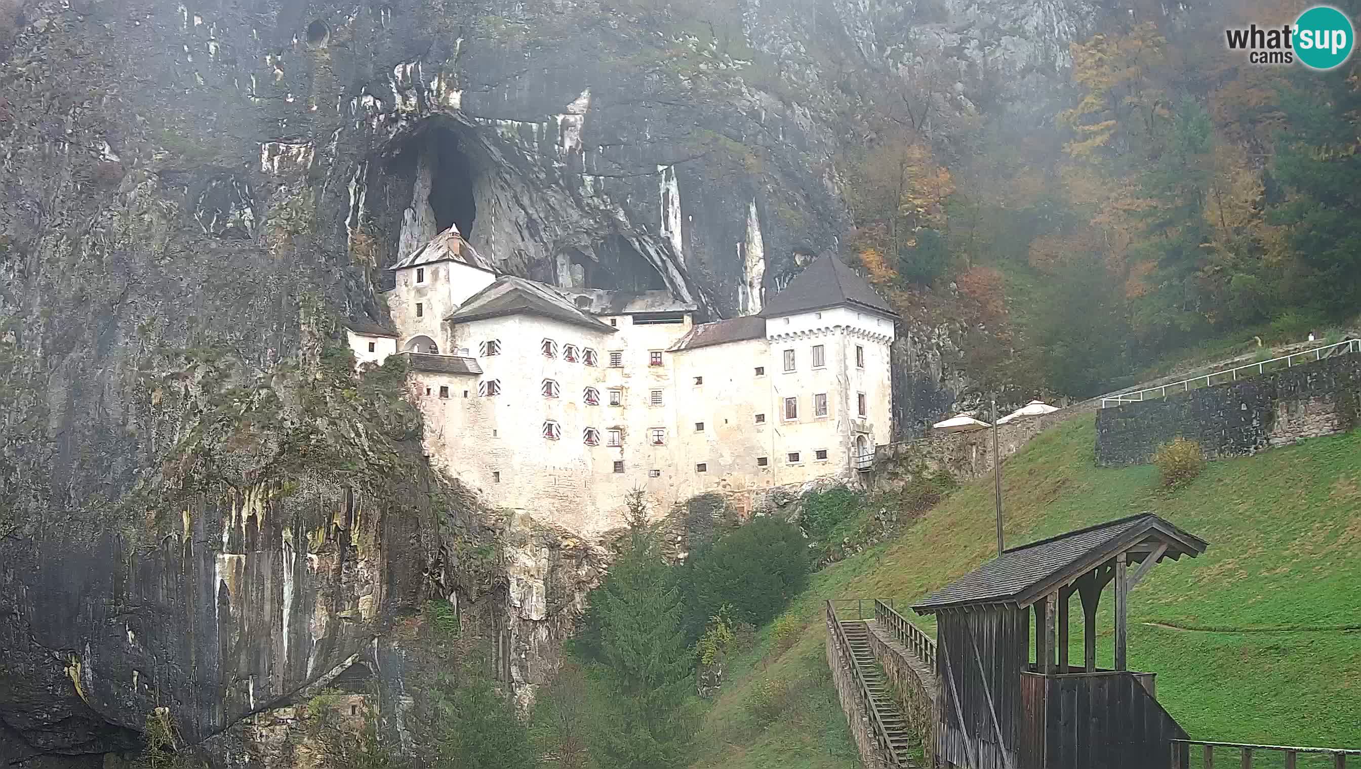 Live Webcam Predjamski grad – Predjama Castle – Postojna – Slovenia
