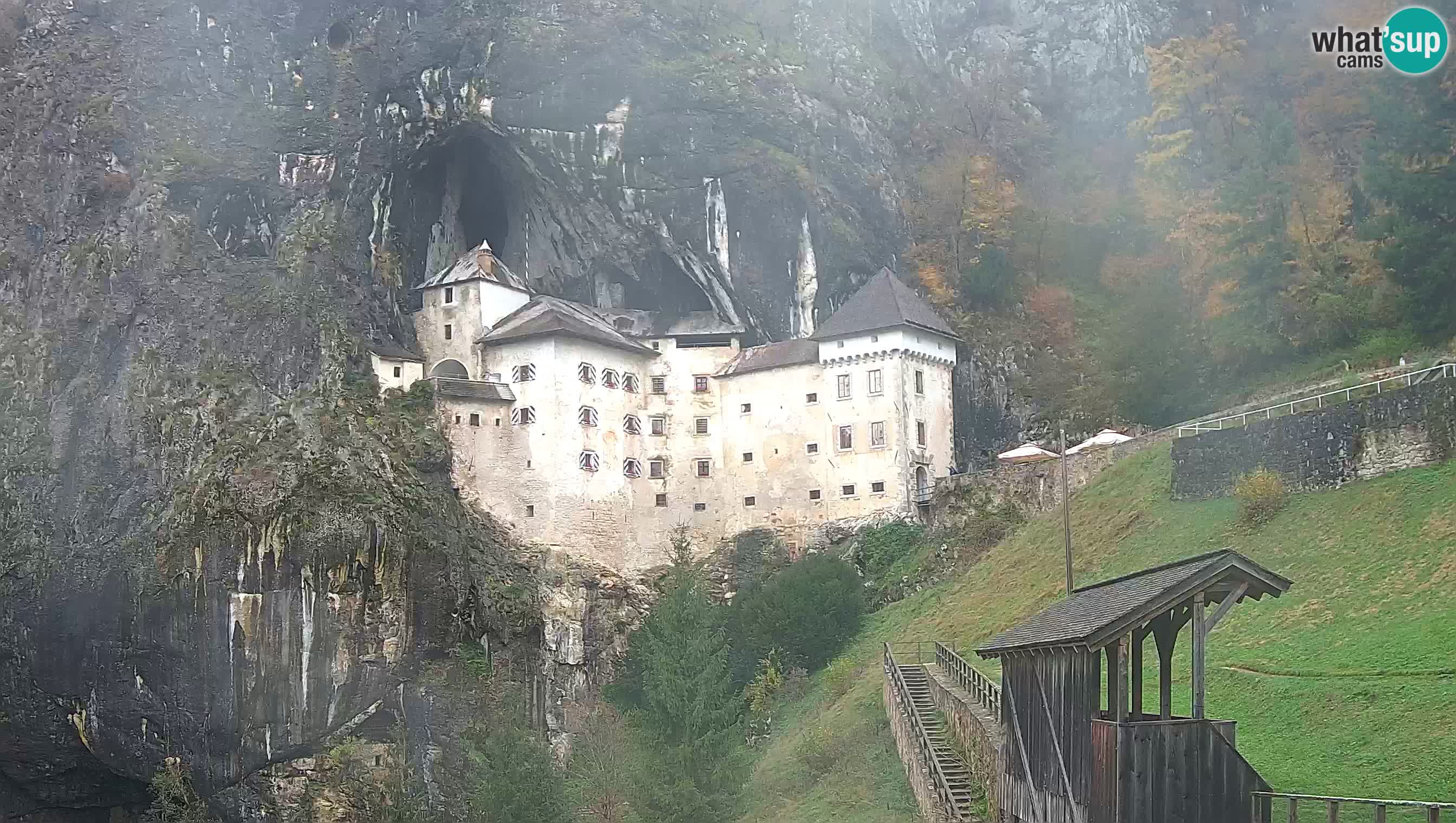 Live Webcam Höhlenburg Predjama – Postojna – Slowenien