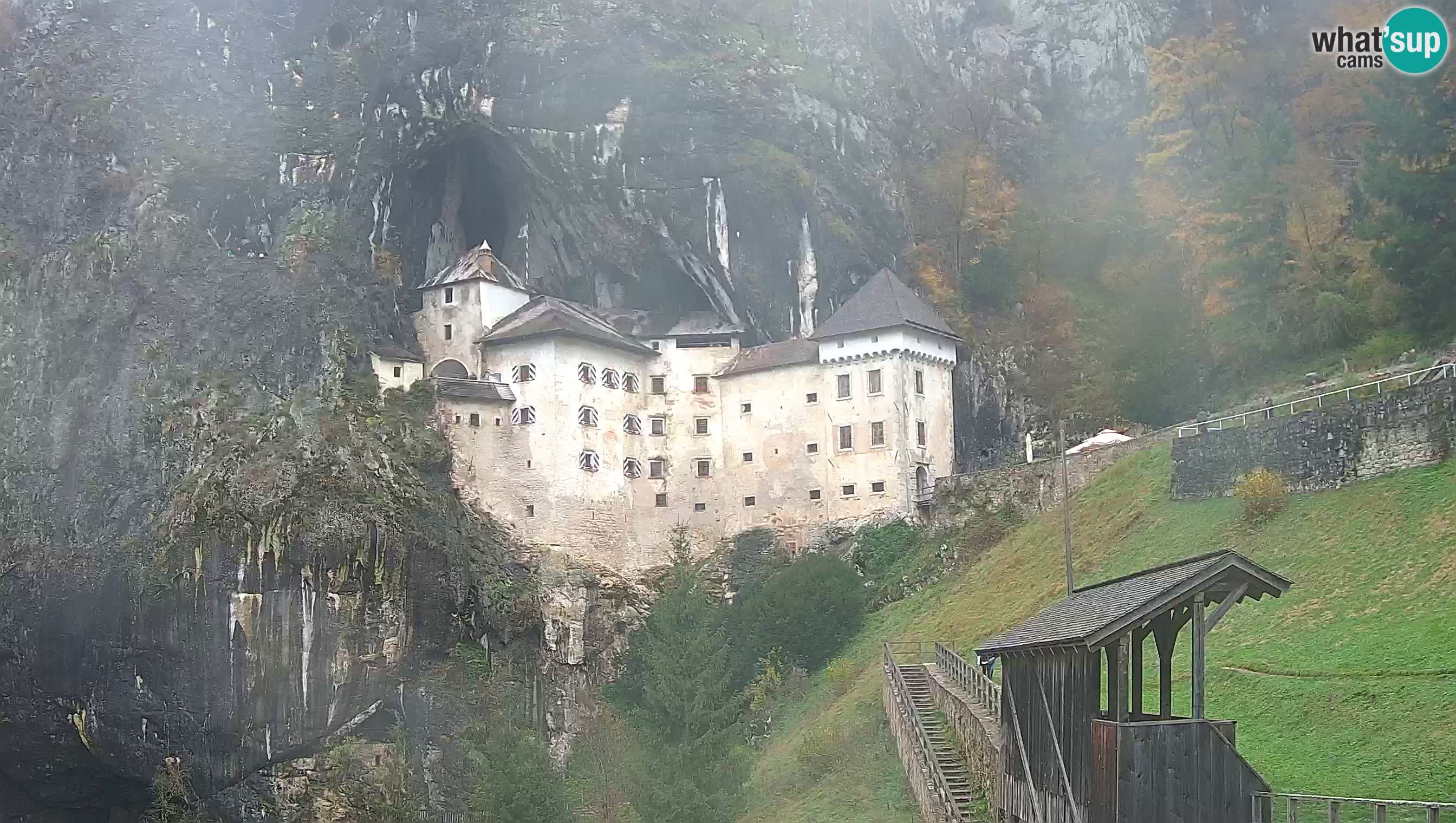 Live Webcam Höhlenburg Predjama – Postojna – Slowenien