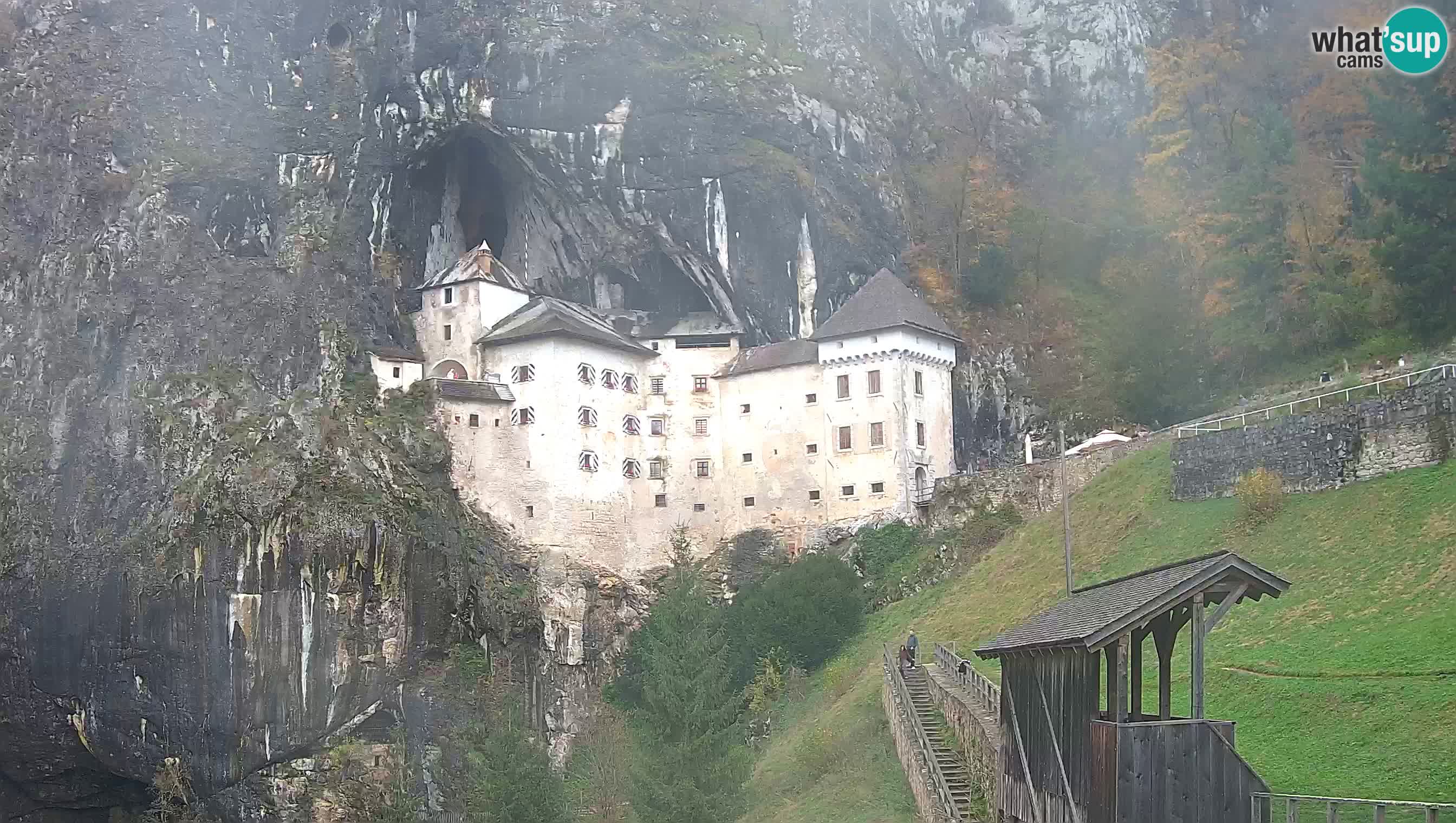 Live Webcam Höhlenburg Predjama – Postojna – Slowenien