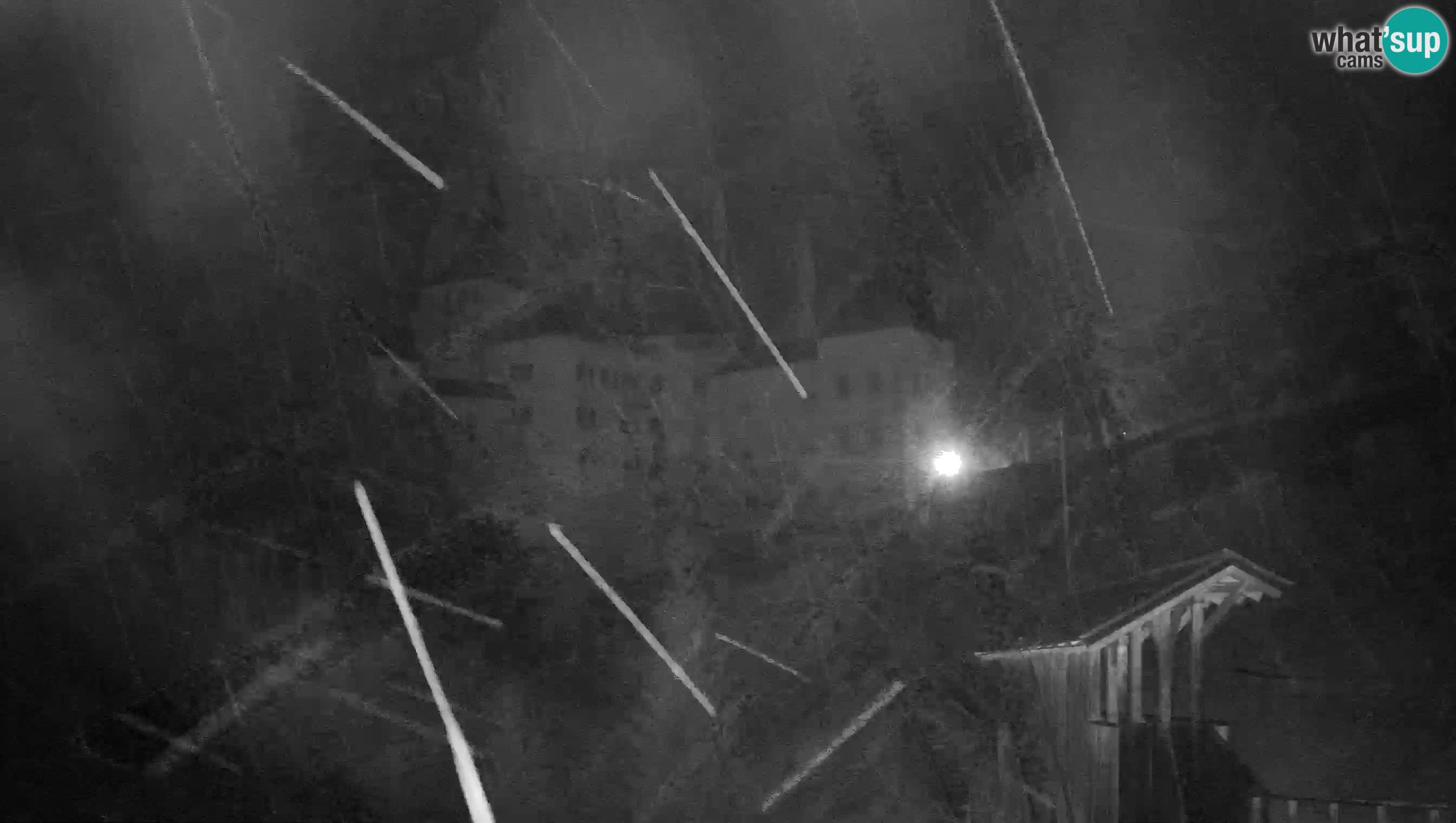 Live Webcam Grad Predjama – Château de Predjama – Postojna – Slovénie