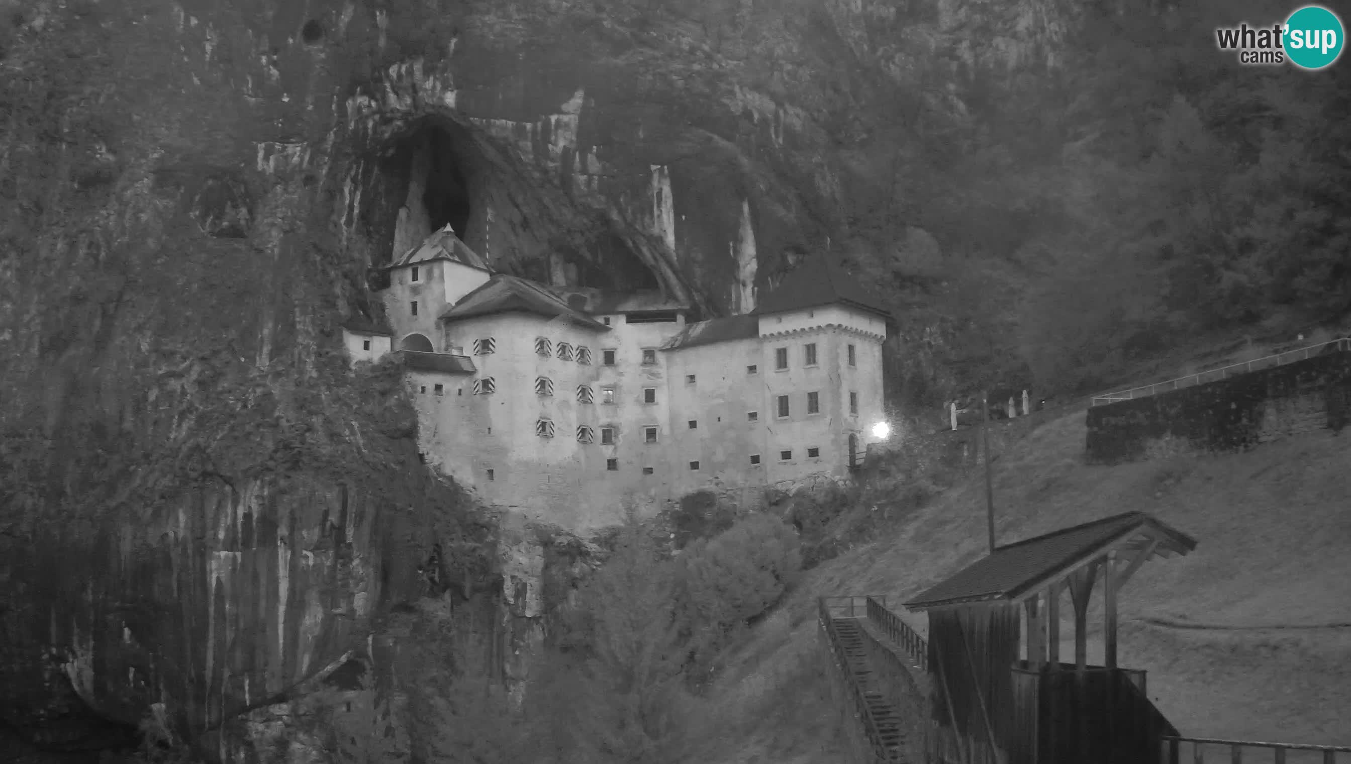 Live Webcam Predjamski grad – Predjama Castle – Postojna – Slovenia
