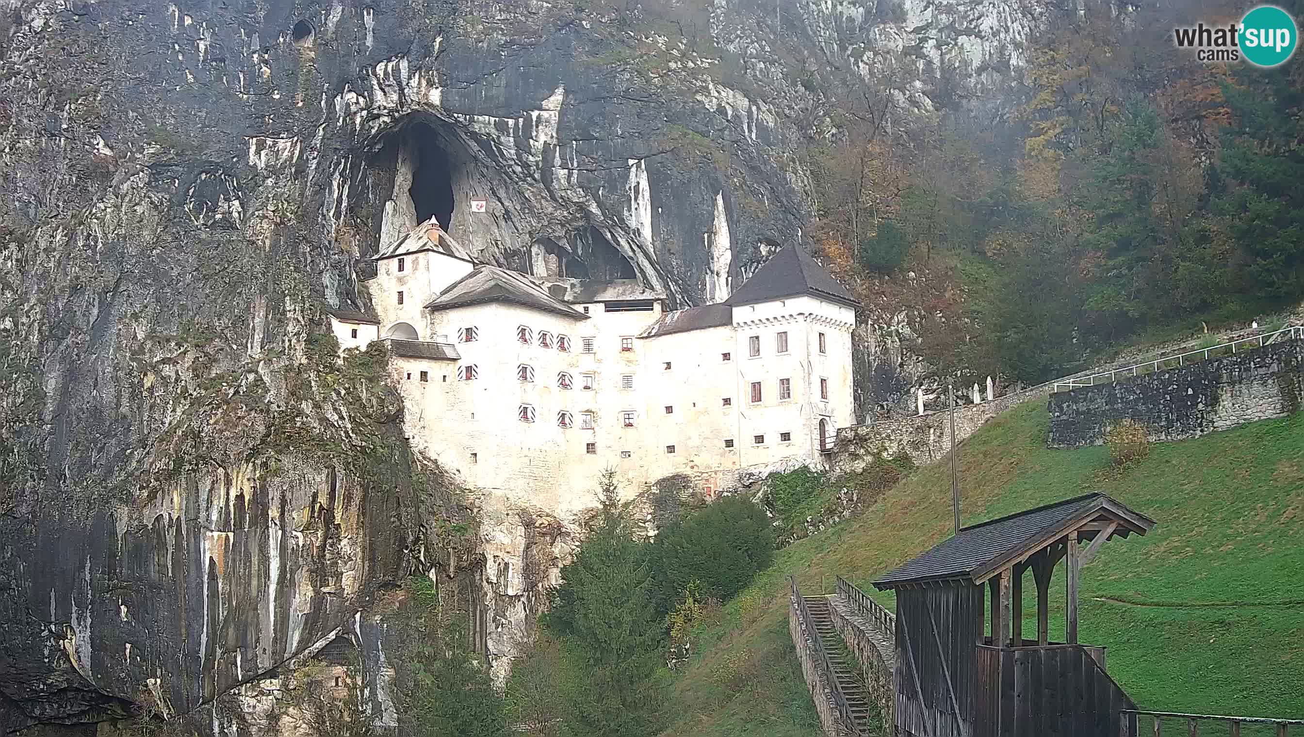 Web kamera Predjamski dvorac – Postojna – Slovenija
