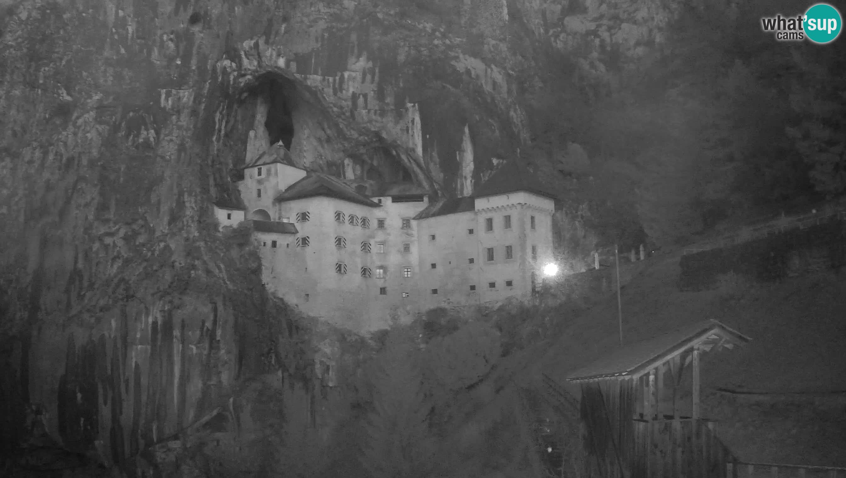 Live Webcam Predjamski grad – Predjama Castle – Postojna – Slovenia