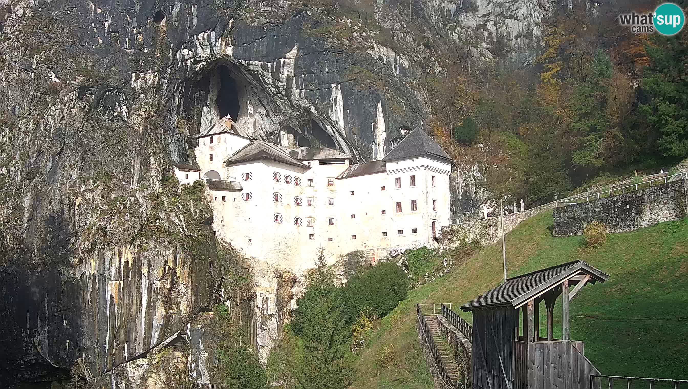 Live Webcam Grad Predjama – Château de Predjama – Postojna – Slovénie