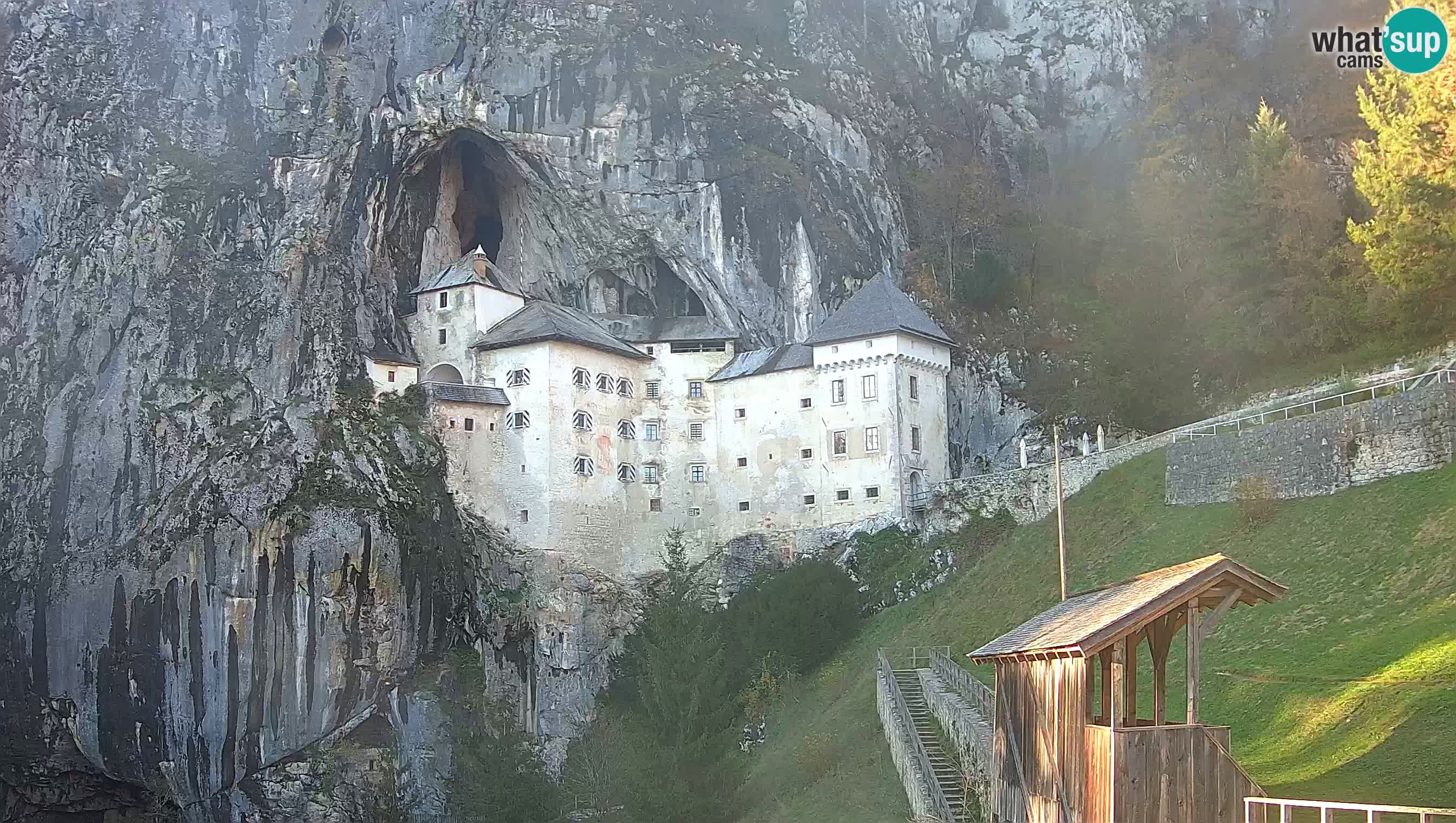 Camera en vivo Castillo de Predjama – Postojna – Eslovenia