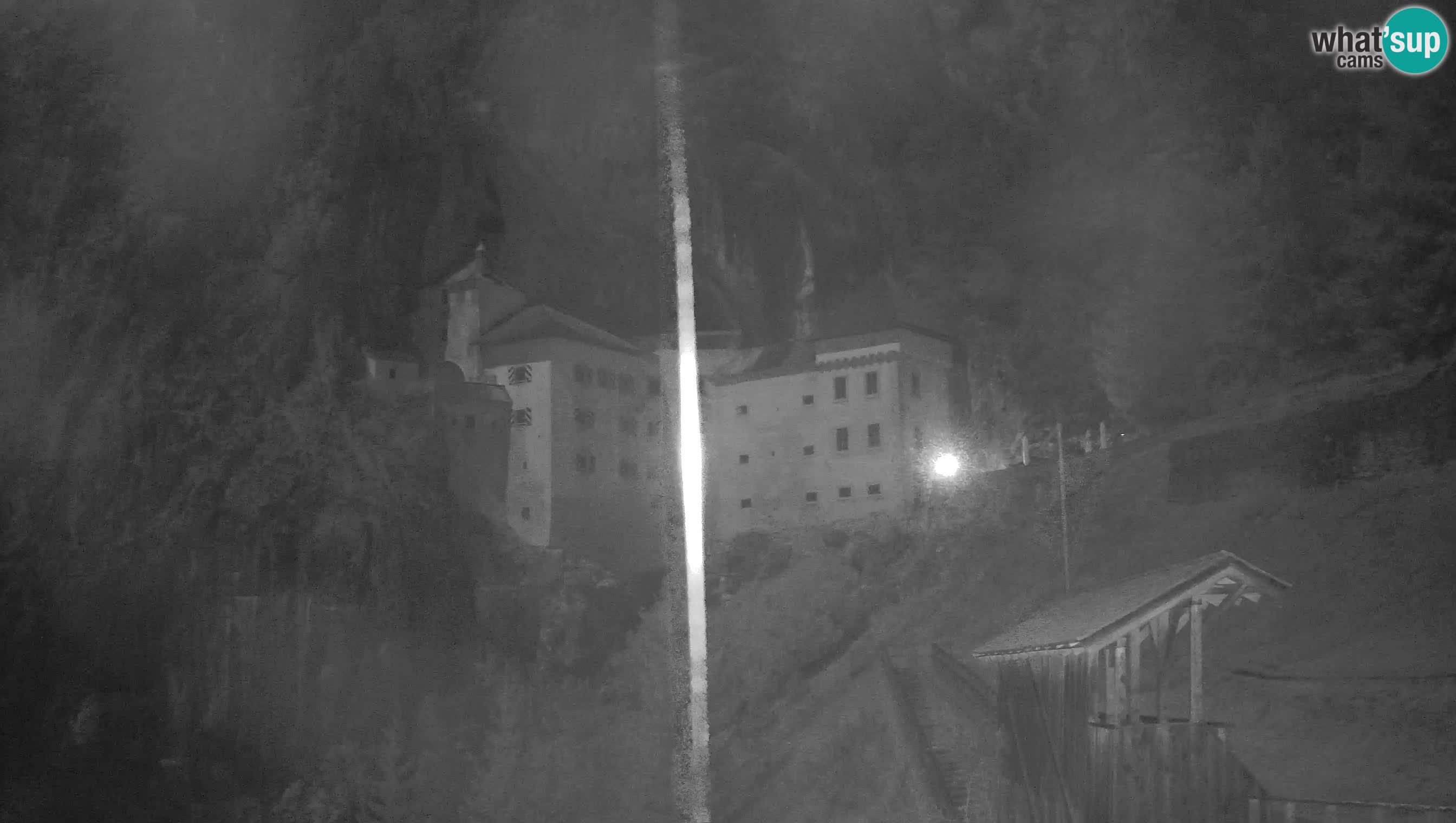 Web kamera Predjamski dvorac – Postojna – Slovenija