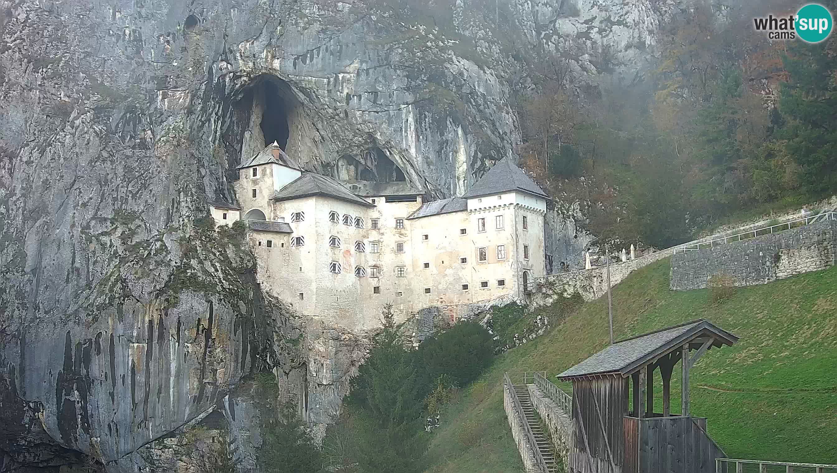 Live Webcam Predjamski grad – Predjama Castle – Postojna – Slovenia