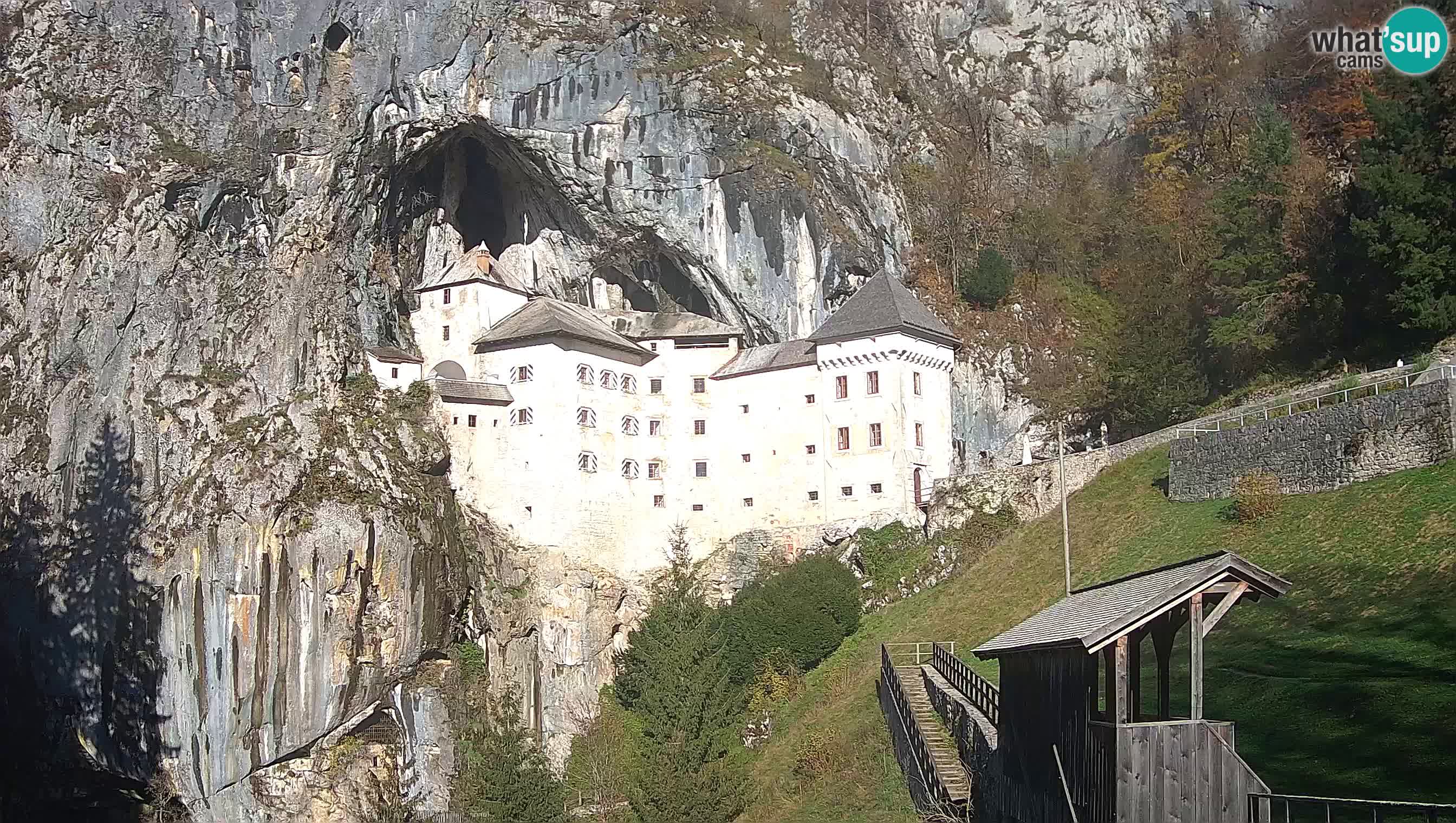 Live Webcam Predjamski grad – Predjama Castle – Postojna – Slovenia