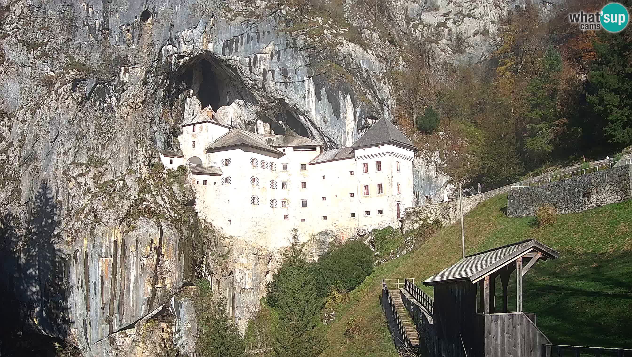 Live Webcam Predjamski grad – Predjama Castle – Postojna – Slovenia