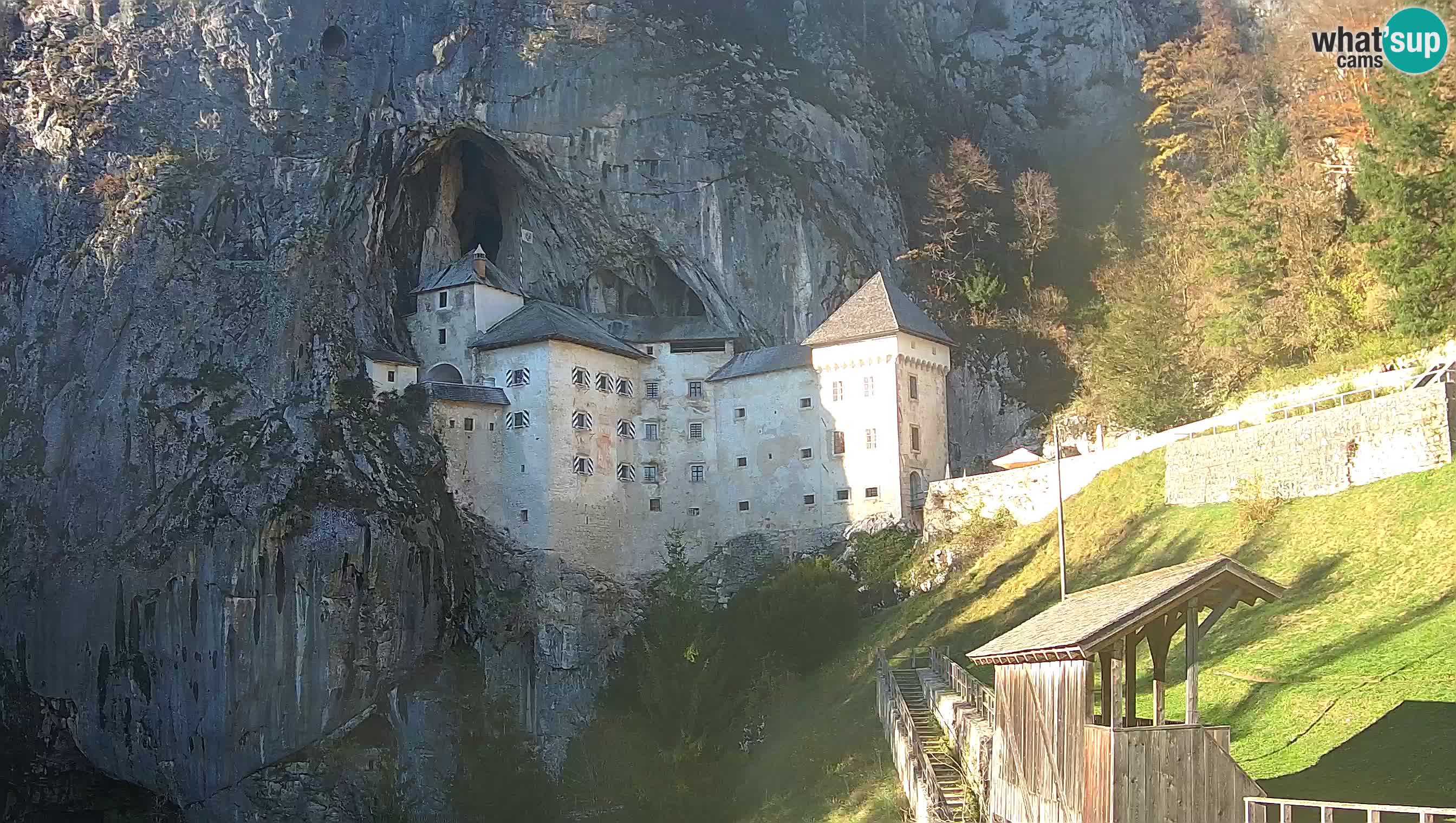 Web kamera Predjamski dvorac – Postojna – Slovenija