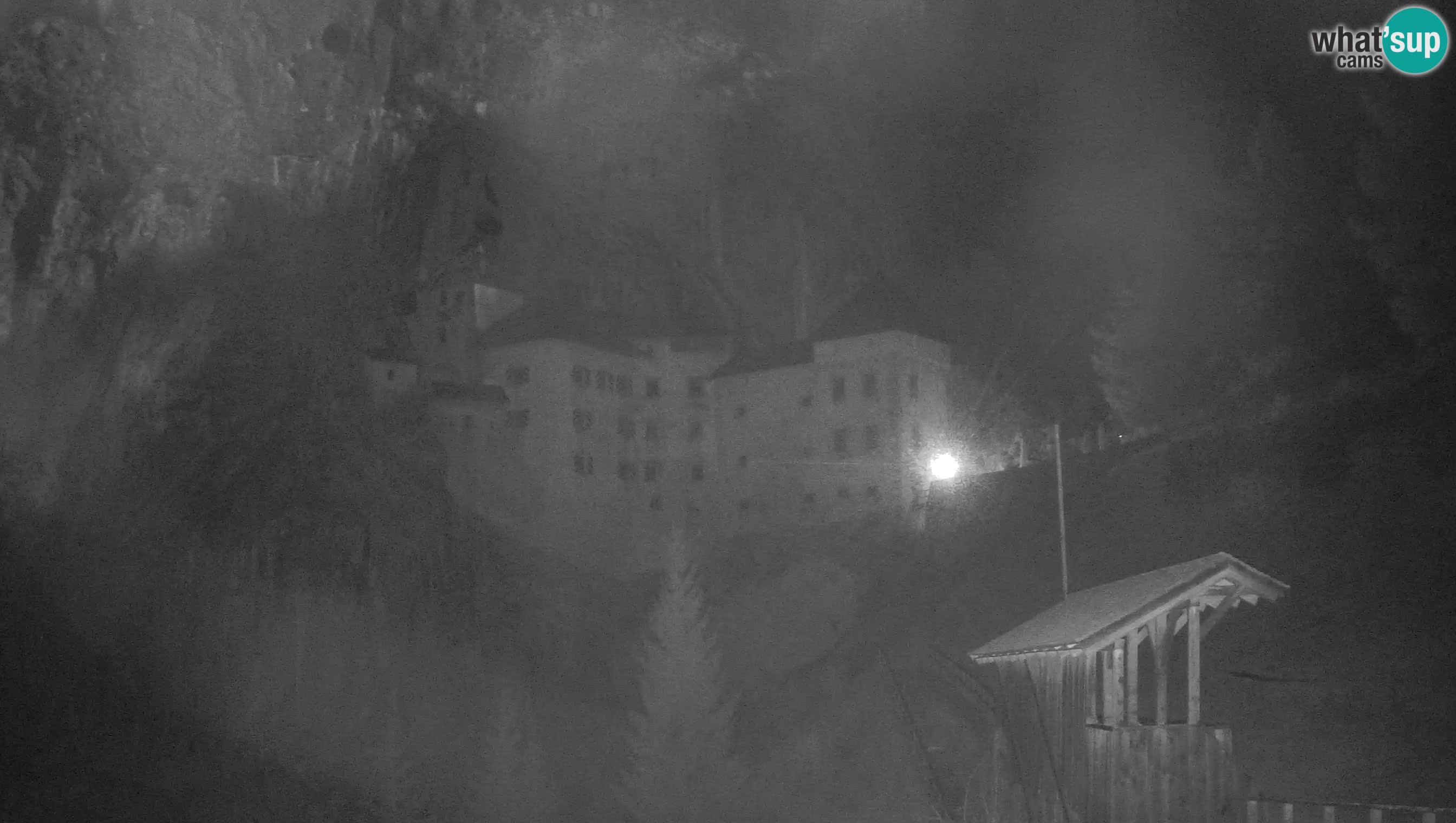 Web kamera Predjamski dvorac – Postojna – Slovenija
