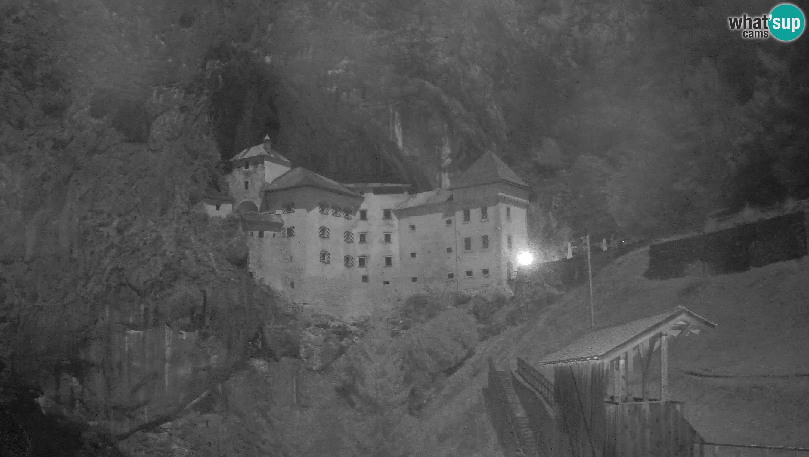 Live Webcam Predjamski grad – Predjama Castle – Postojna – Slovenia