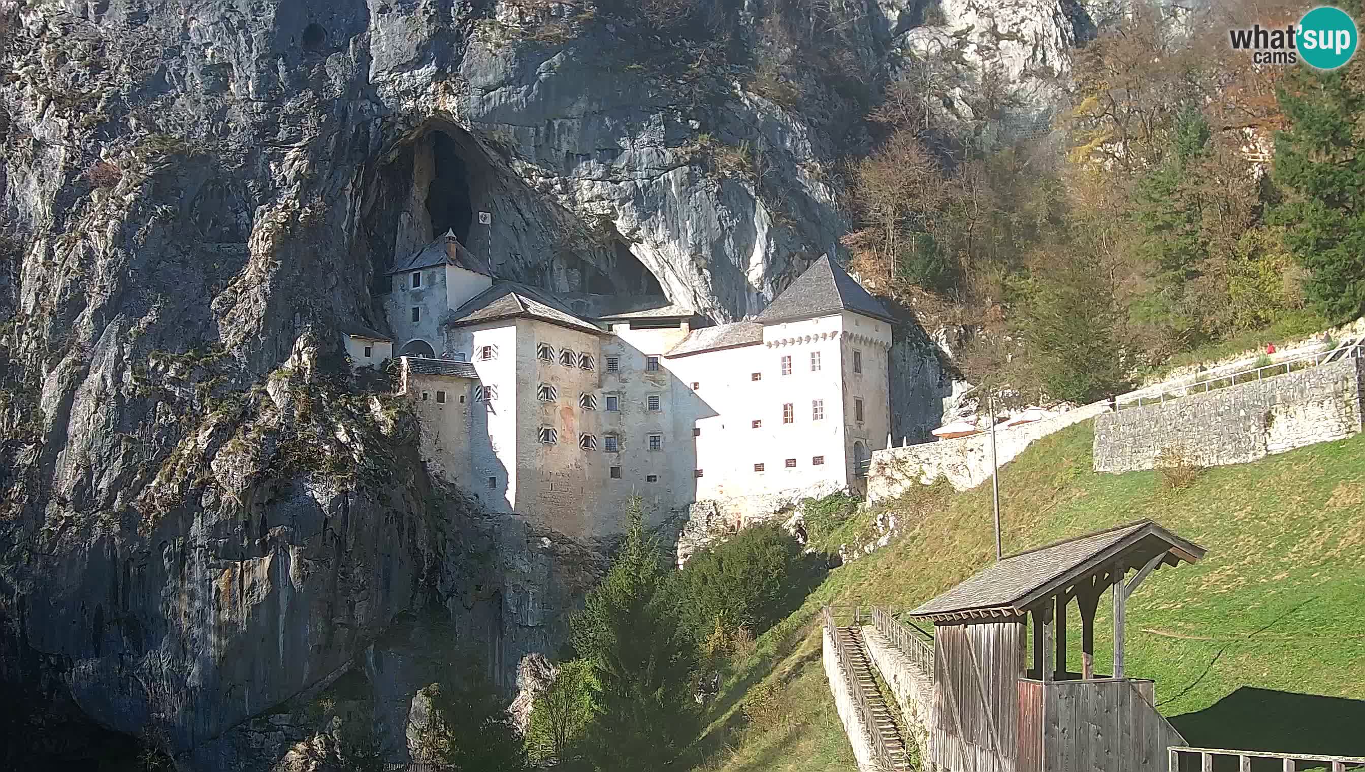 Live Webcam Höhlenburg Predjama – Postojna – Slowenien