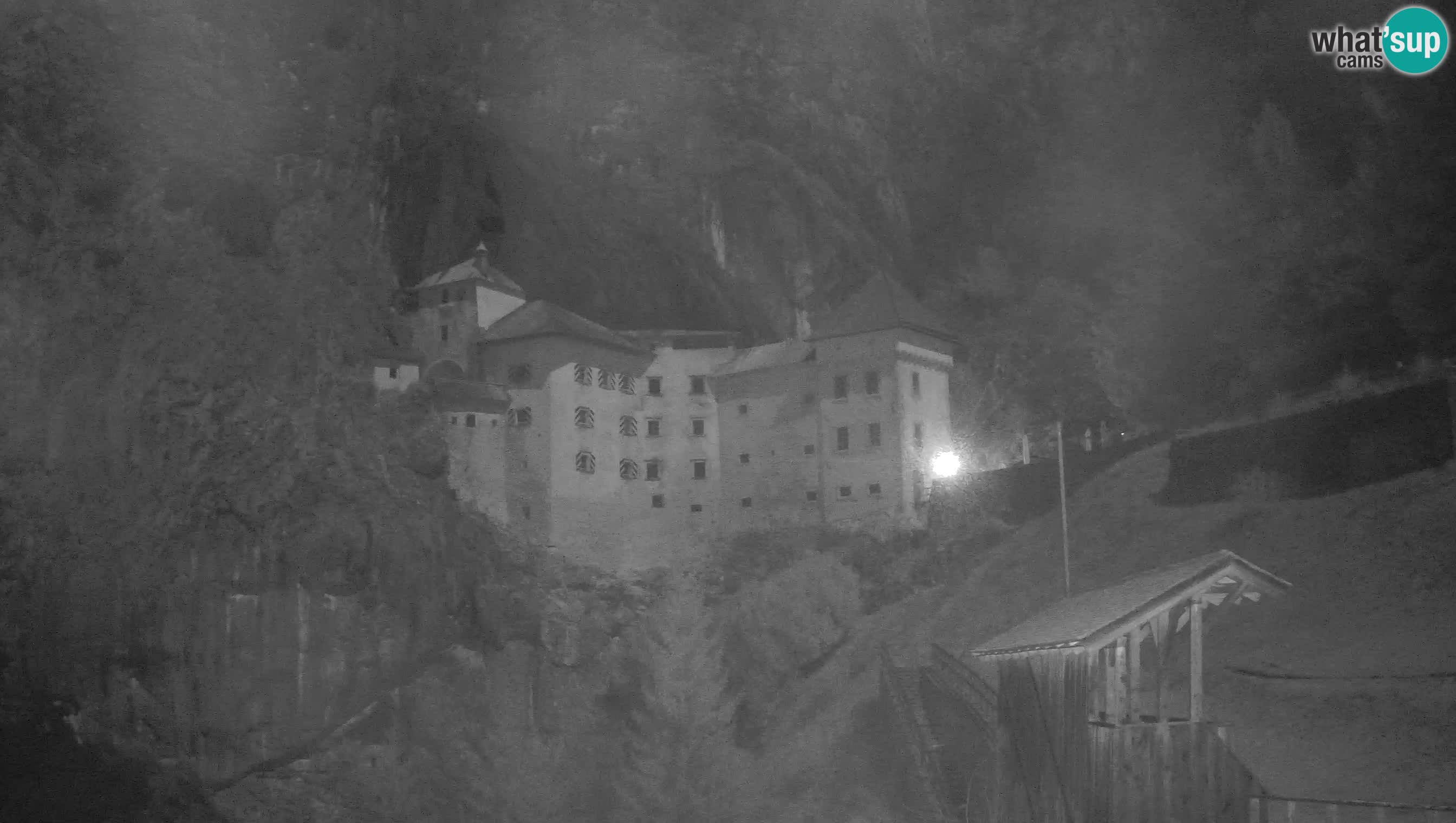 Live Webcam Grad Predjama – Château de Predjama – Postojna – Slovénie